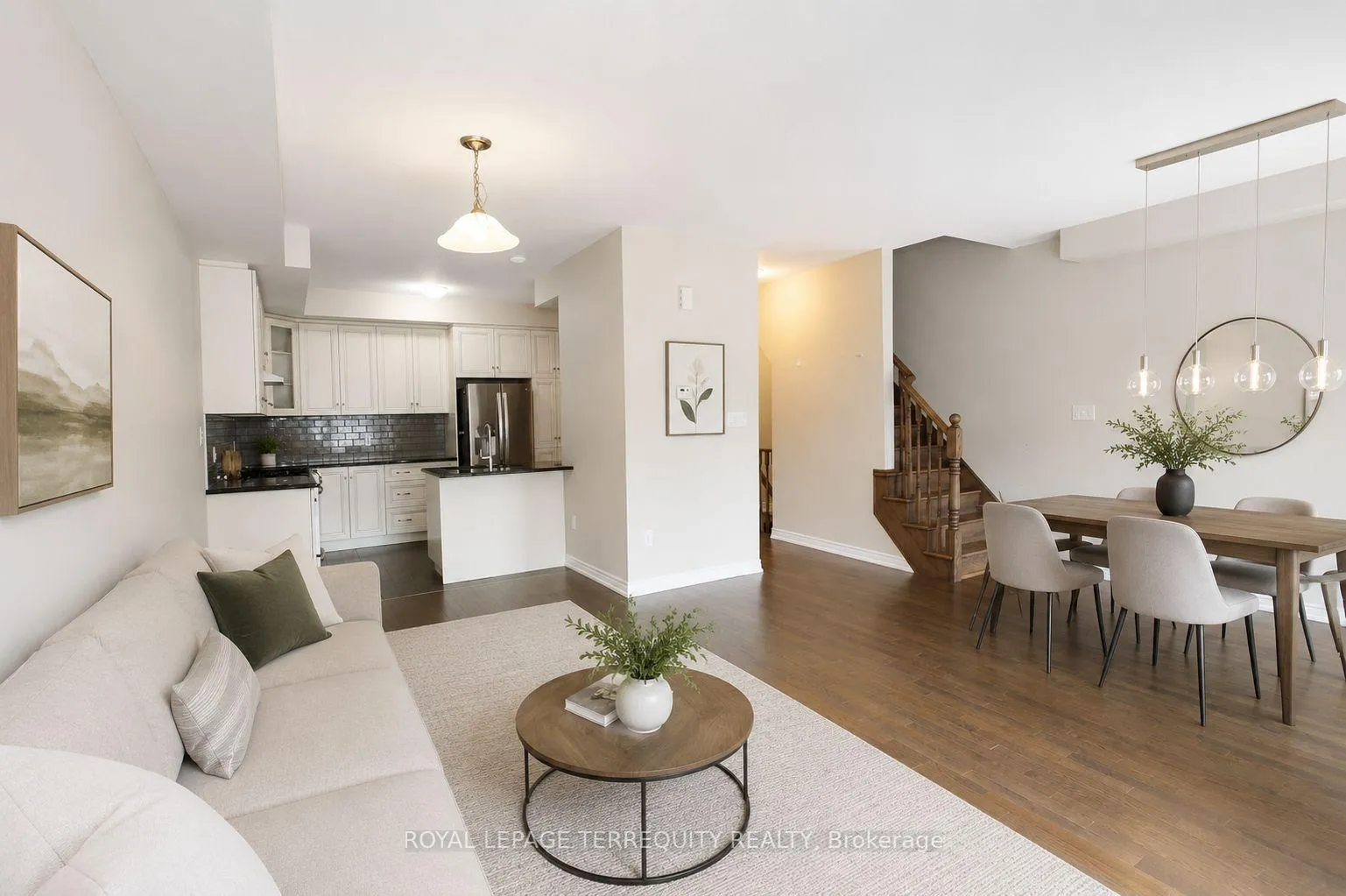 Photo 2 of 3111 Blackfriar Common, Oakville, Joshua Meadows — HOMEH