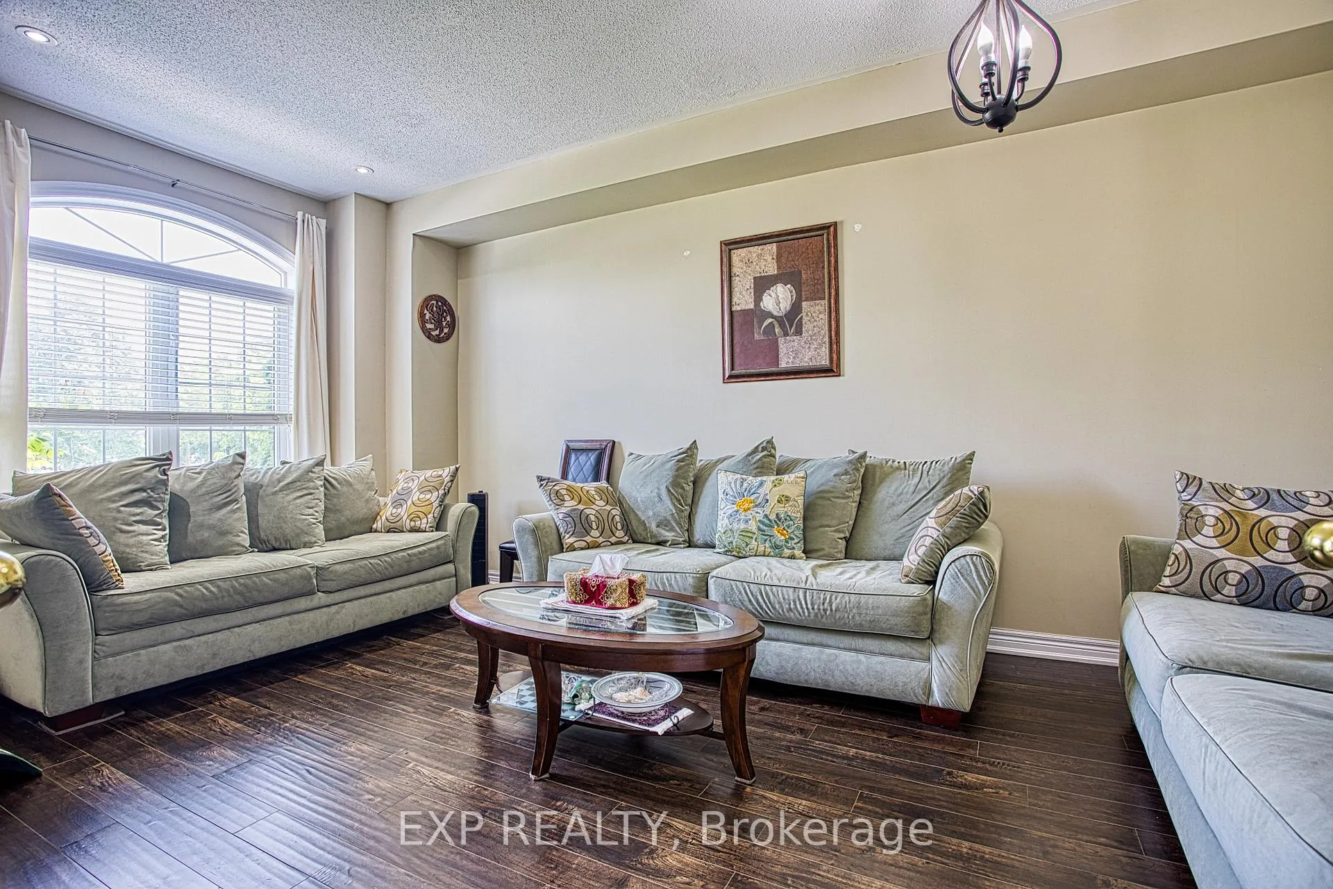Photo 4 of 206 Springstead Avenue, Hamilton, Winona Park — HOMEH