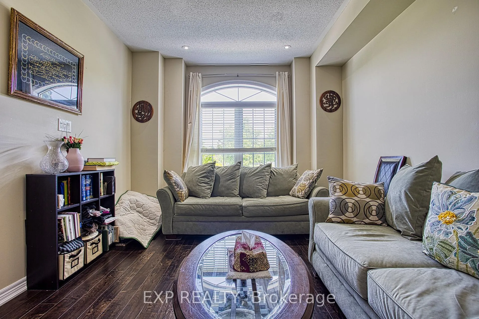 Photo 5 of 206 Springstead Avenue, Hamilton, Winona Park — HOMEH