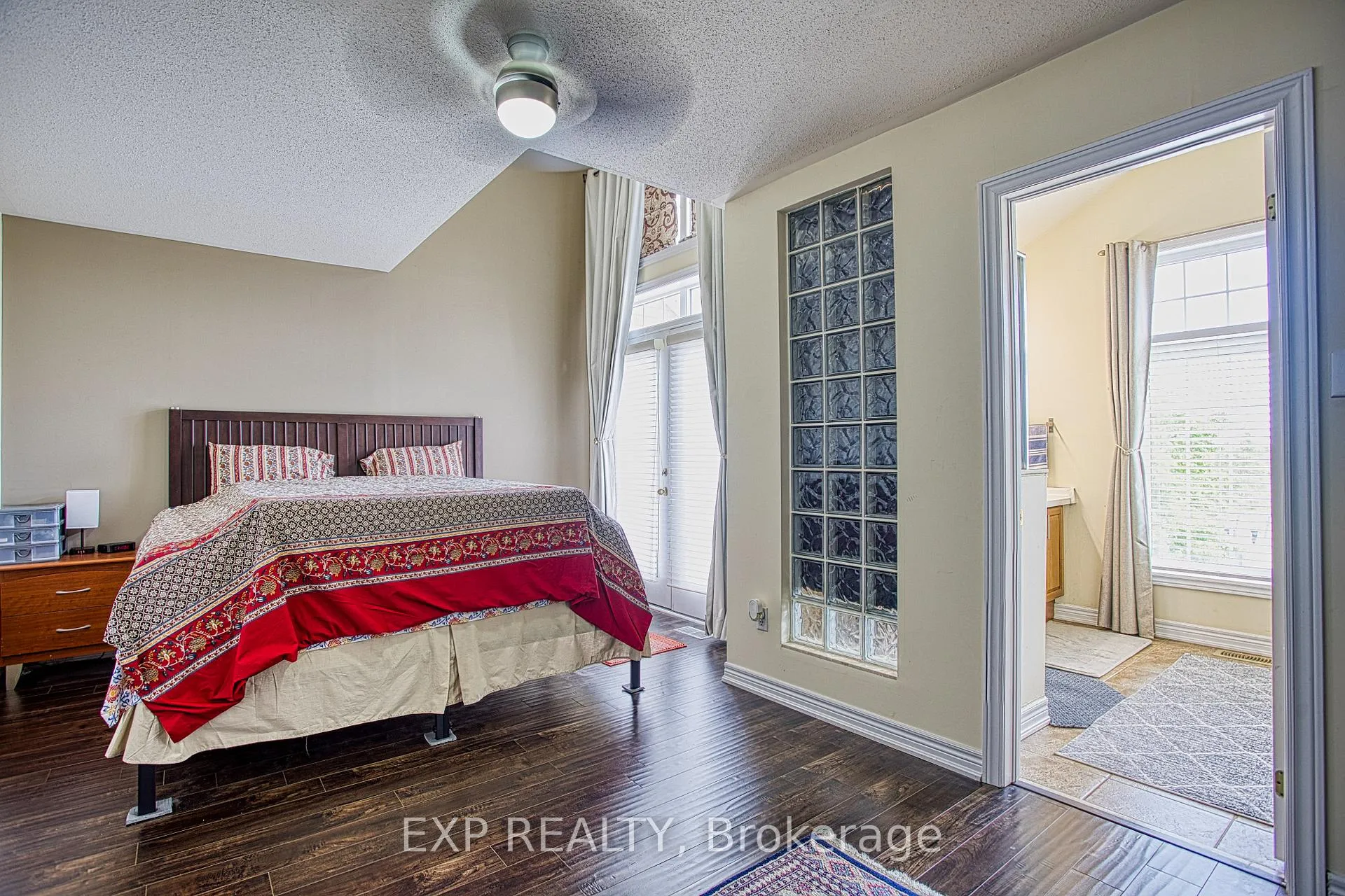 Photo 18 of 206 Springstead Avenue, Hamilton, Winona Park — HOMEH
