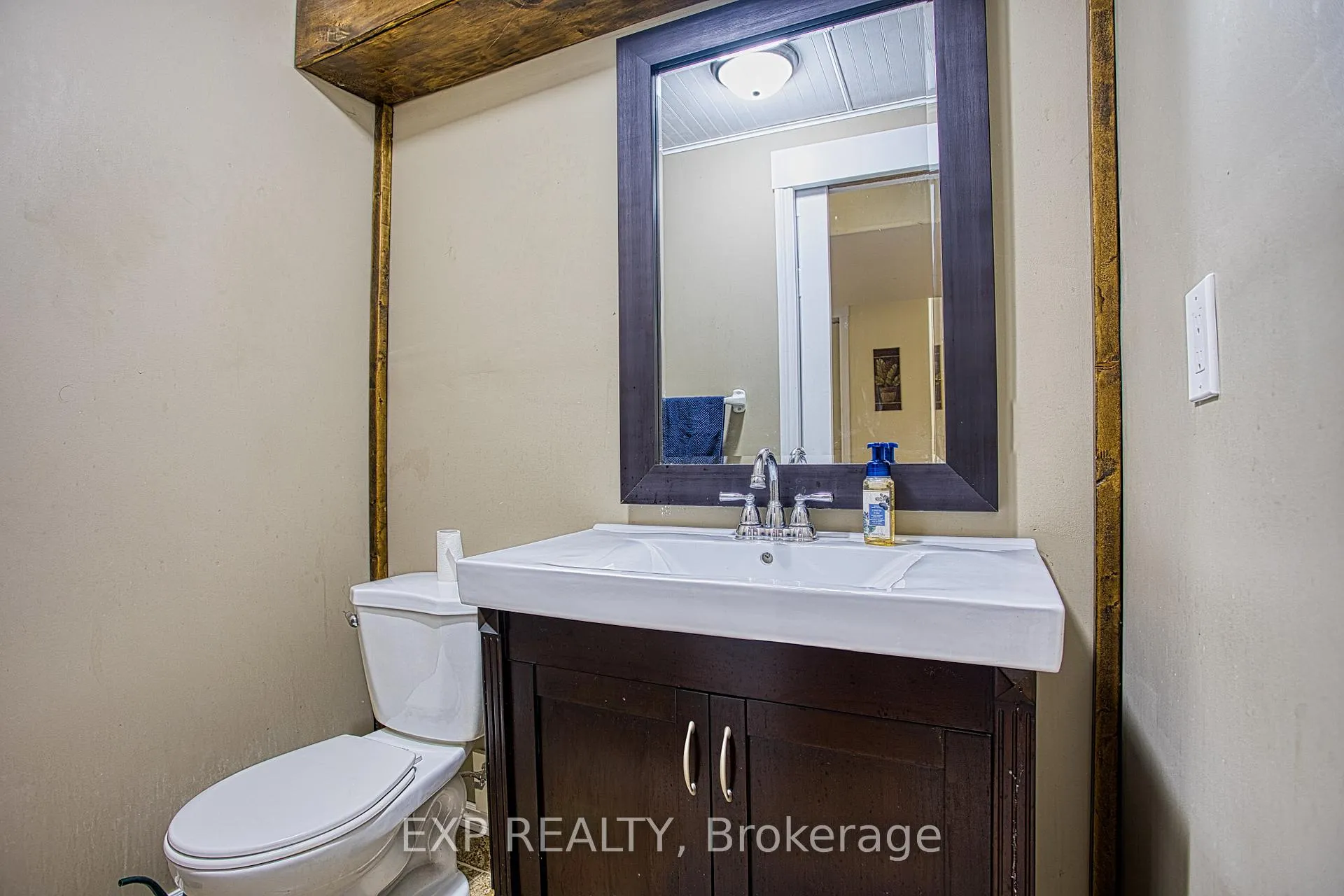 Photo 30 of 206 Springstead Avenue, Hamilton, Winona Park — HOMEH