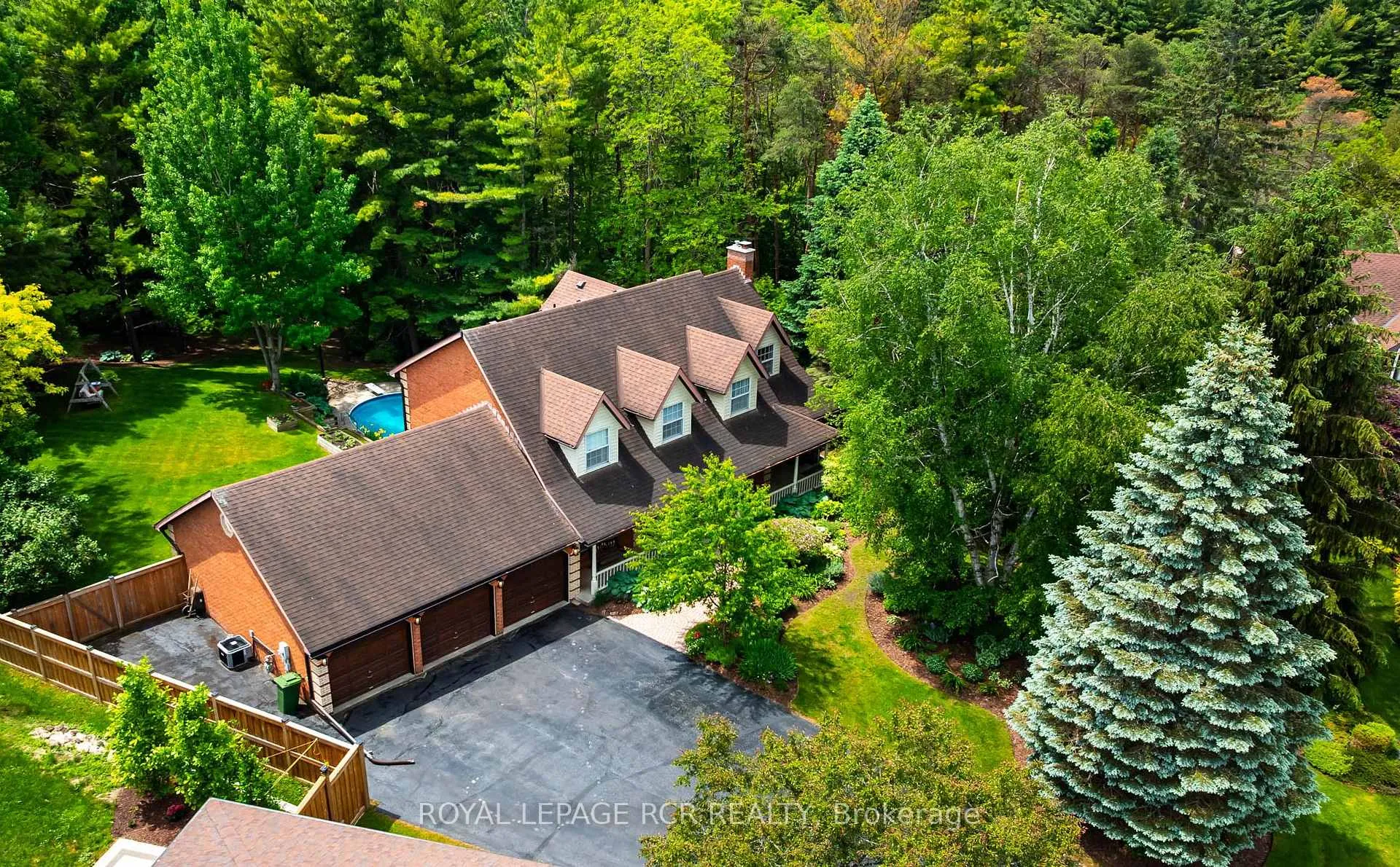 Photo 1 of 3 Carroll Court, Caledon, Palgrave — HOMEH