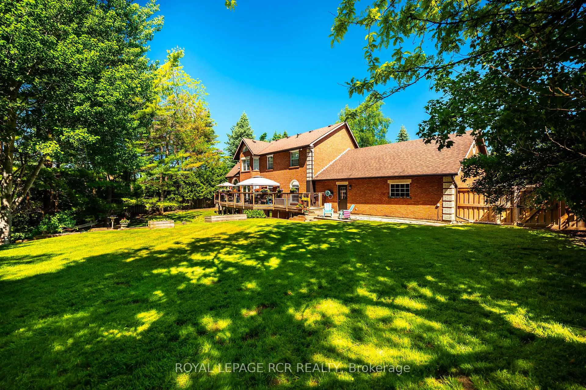 Photo 4 of 3 Carroll Court, Caledon, Palgrave — HOMEH