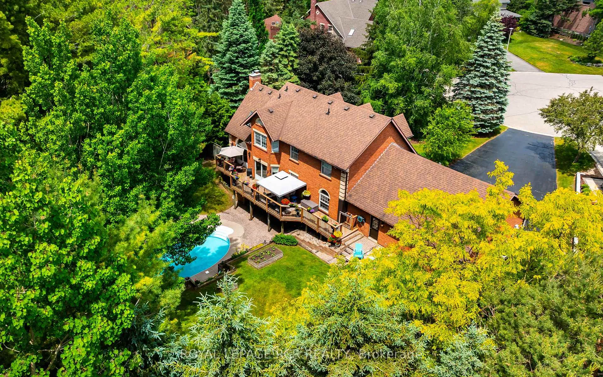Photo 13 of 3 Carroll Court, Caledon, Palgrave — HOMEH