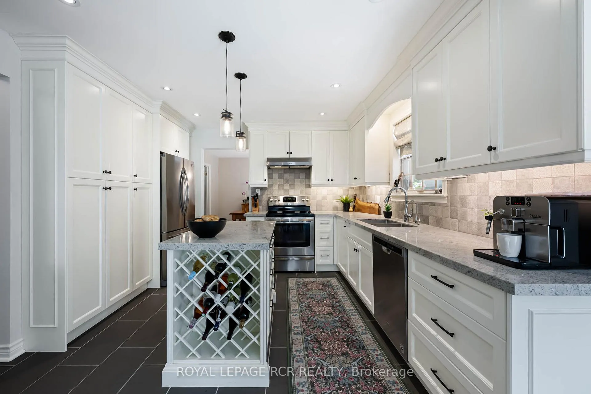 Photo 16 of 3 Carroll Court, Caledon, Palgrave — HOMEH