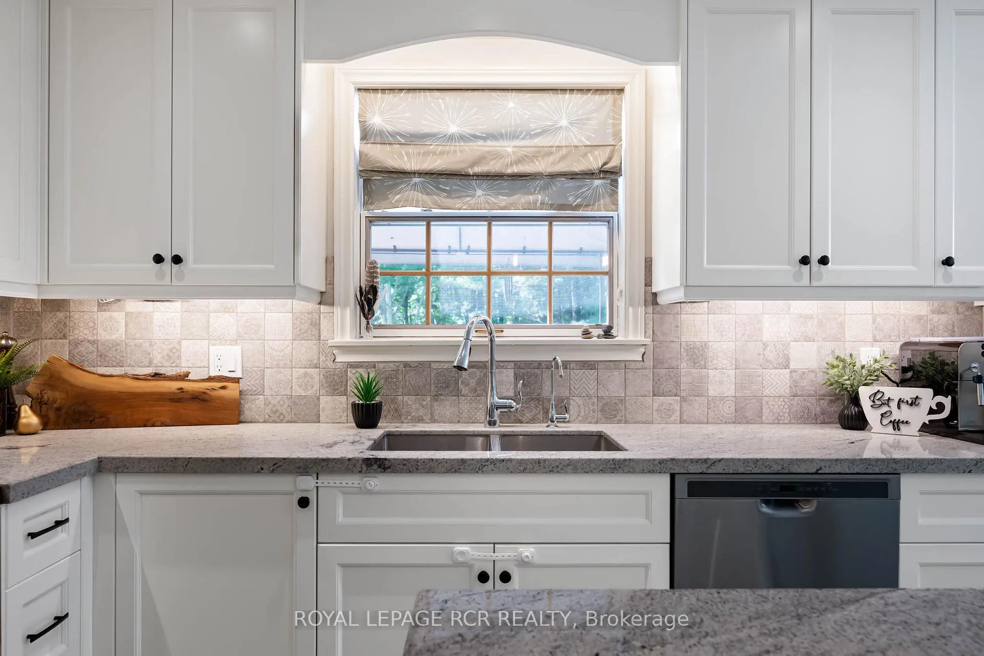 Photo 17 of 3 Carroll Court, Caledon, Palgrave — HOMEH
