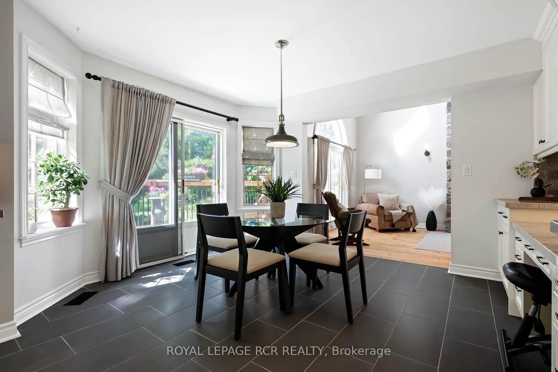 Photo 18 of 3 Carroll Court, Caledon, Palgrave — HOMEH