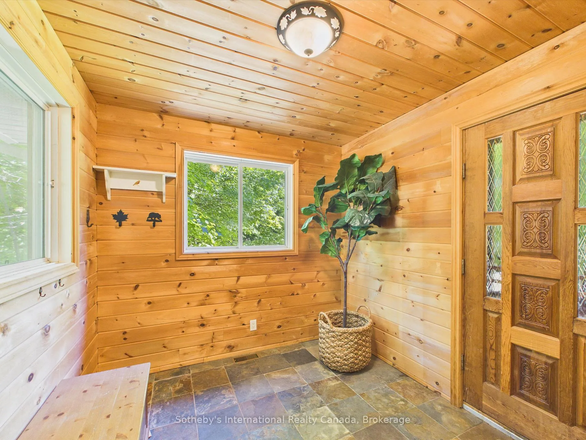 Photo 4 of 223 10th Concession, Seguin — HOMEH