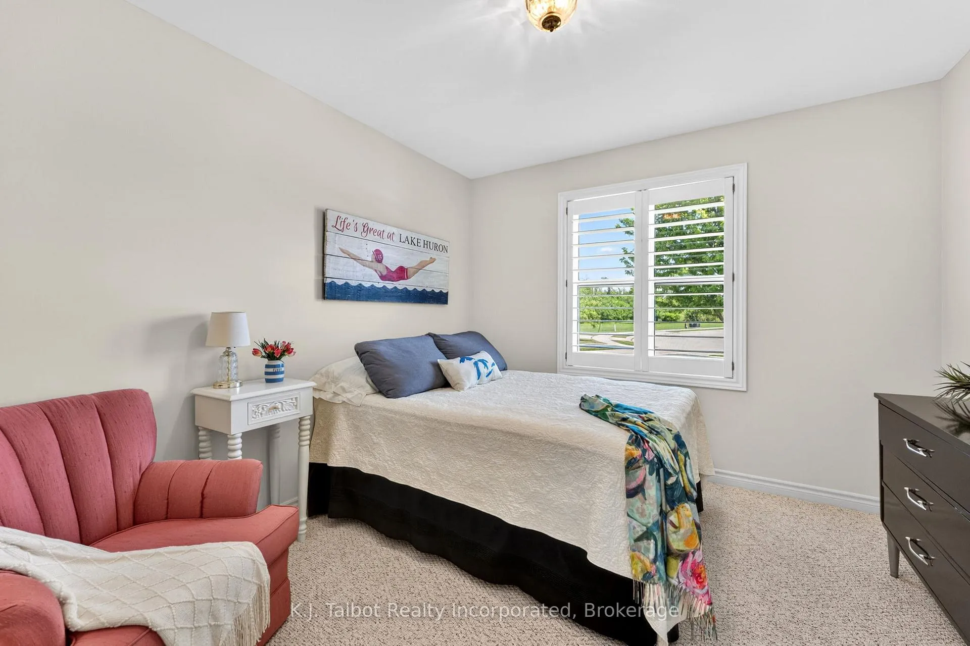 Photo 5 of 297 Bethune Crescent, Goderich, Goderich (Town) — HOMEH