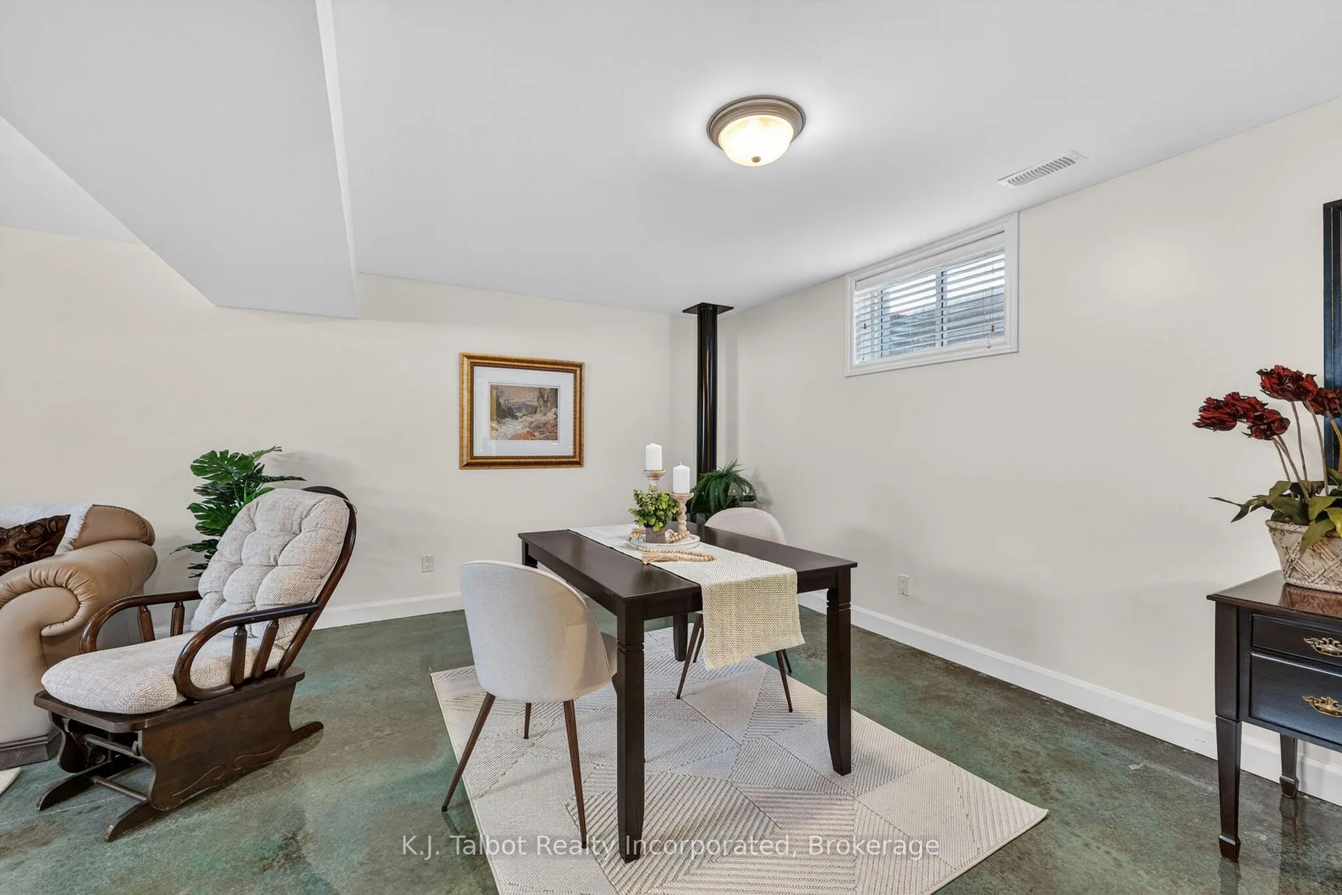 Photo 27 of 297 Bethune Crescent, Goderich, Goderich (Town) — HOMEH