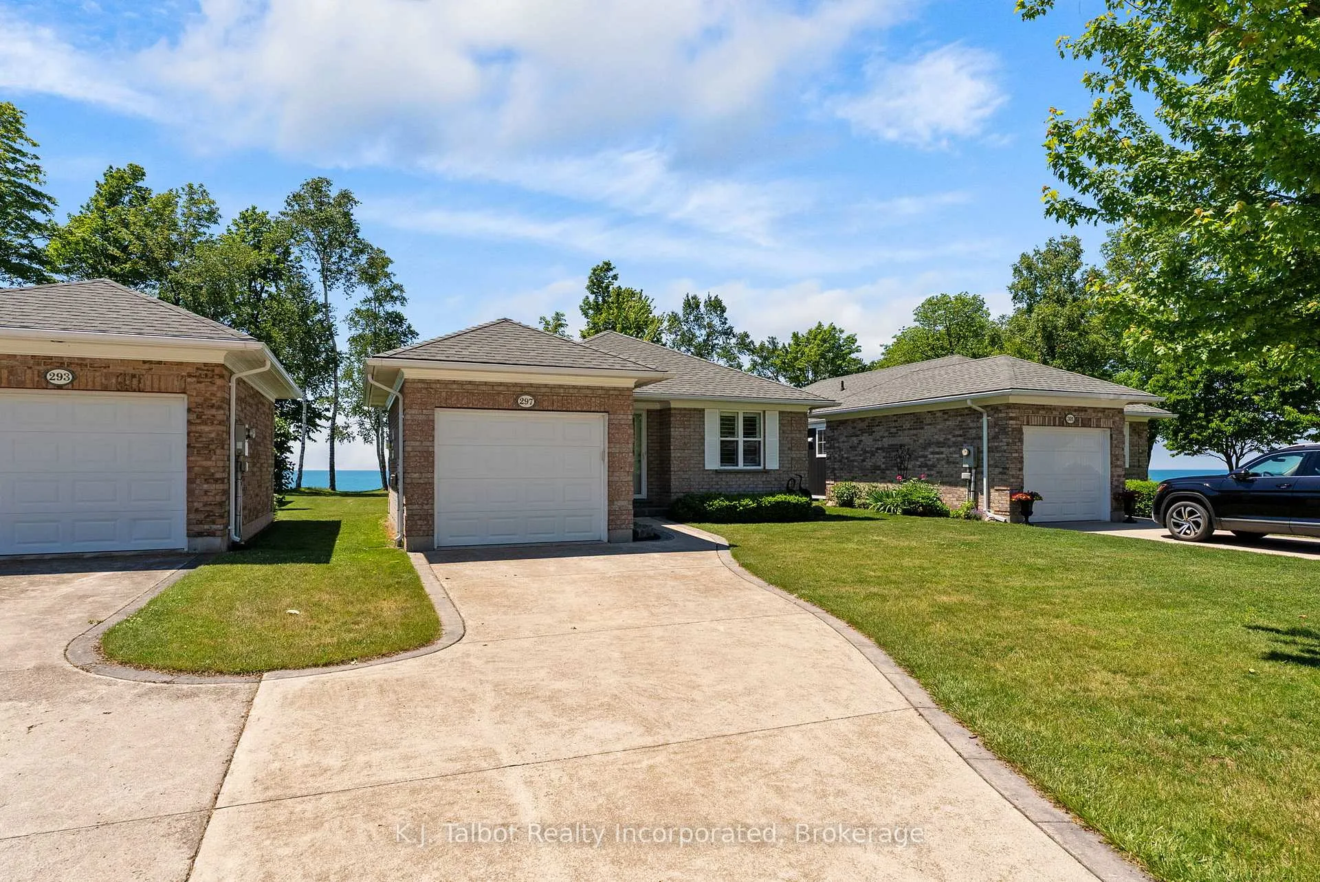 Photo 45 of 297 Bethune Crescent, Goderich, Goderich (Town) — HOMEH