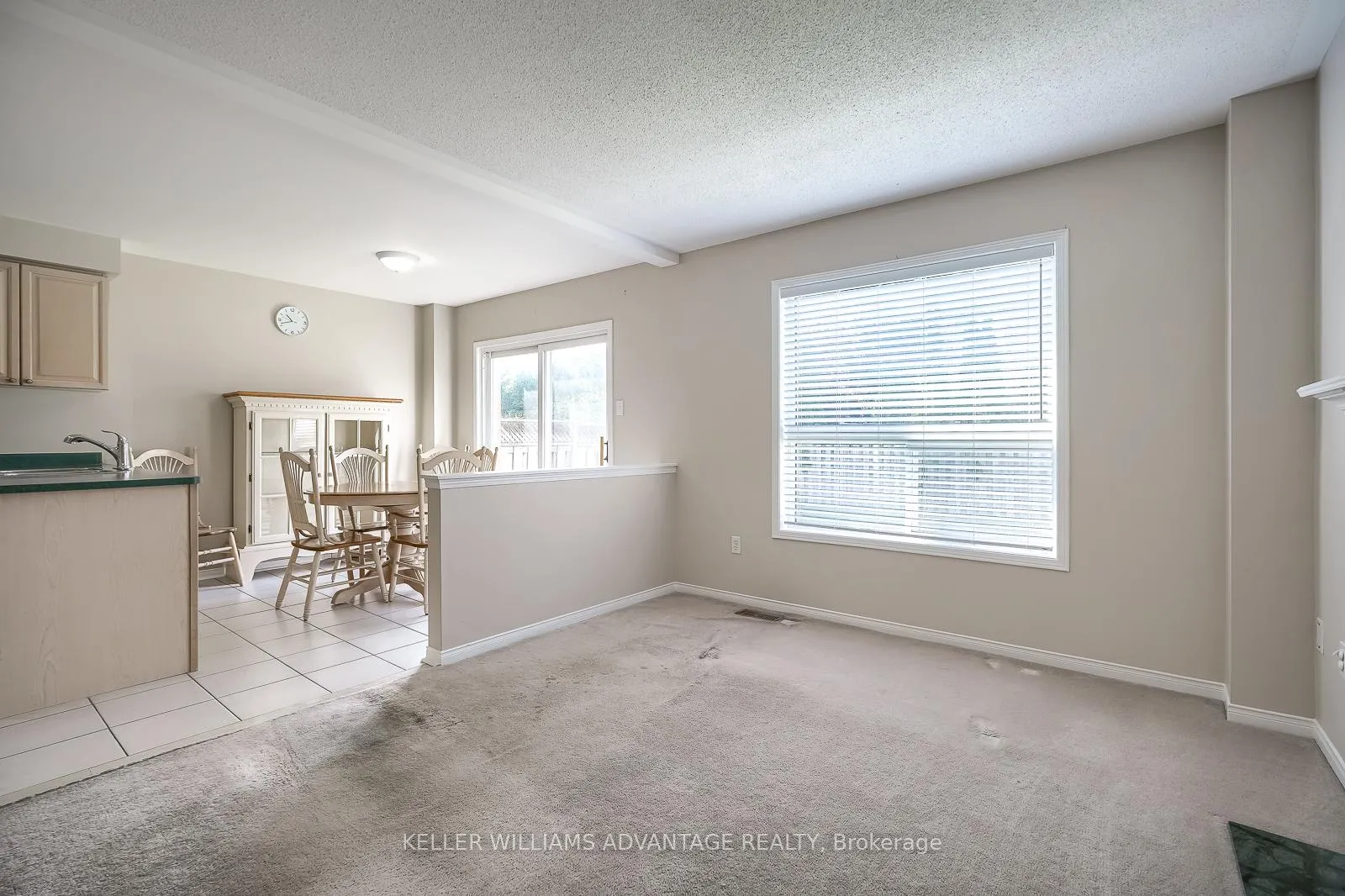 Photo 11 of 312 Castlemore Avenue, Markham, Berczy — HOMEH