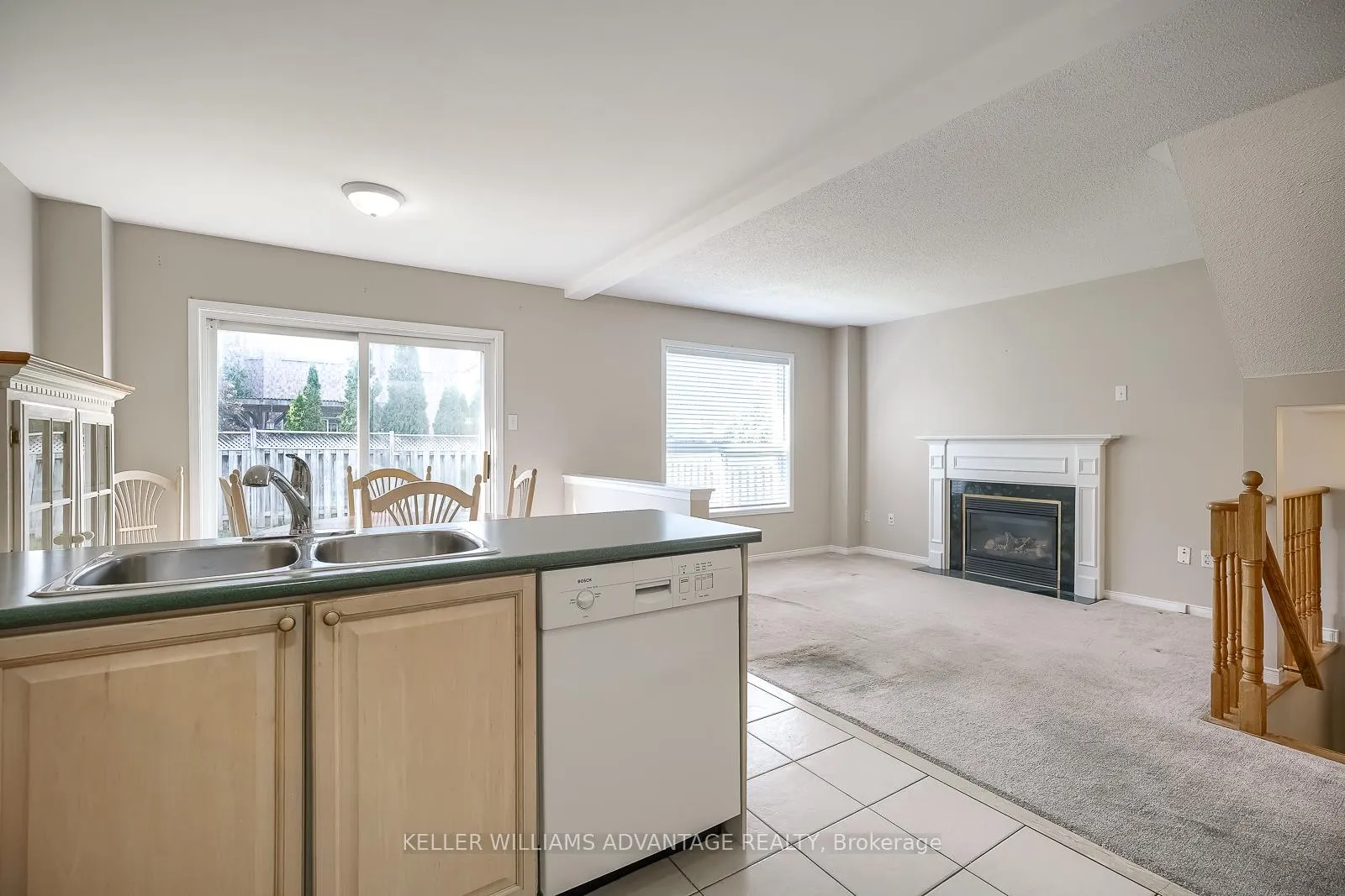Photo 17 of 312 Castlemore Avenue, Markham, Berczy — HOMEH