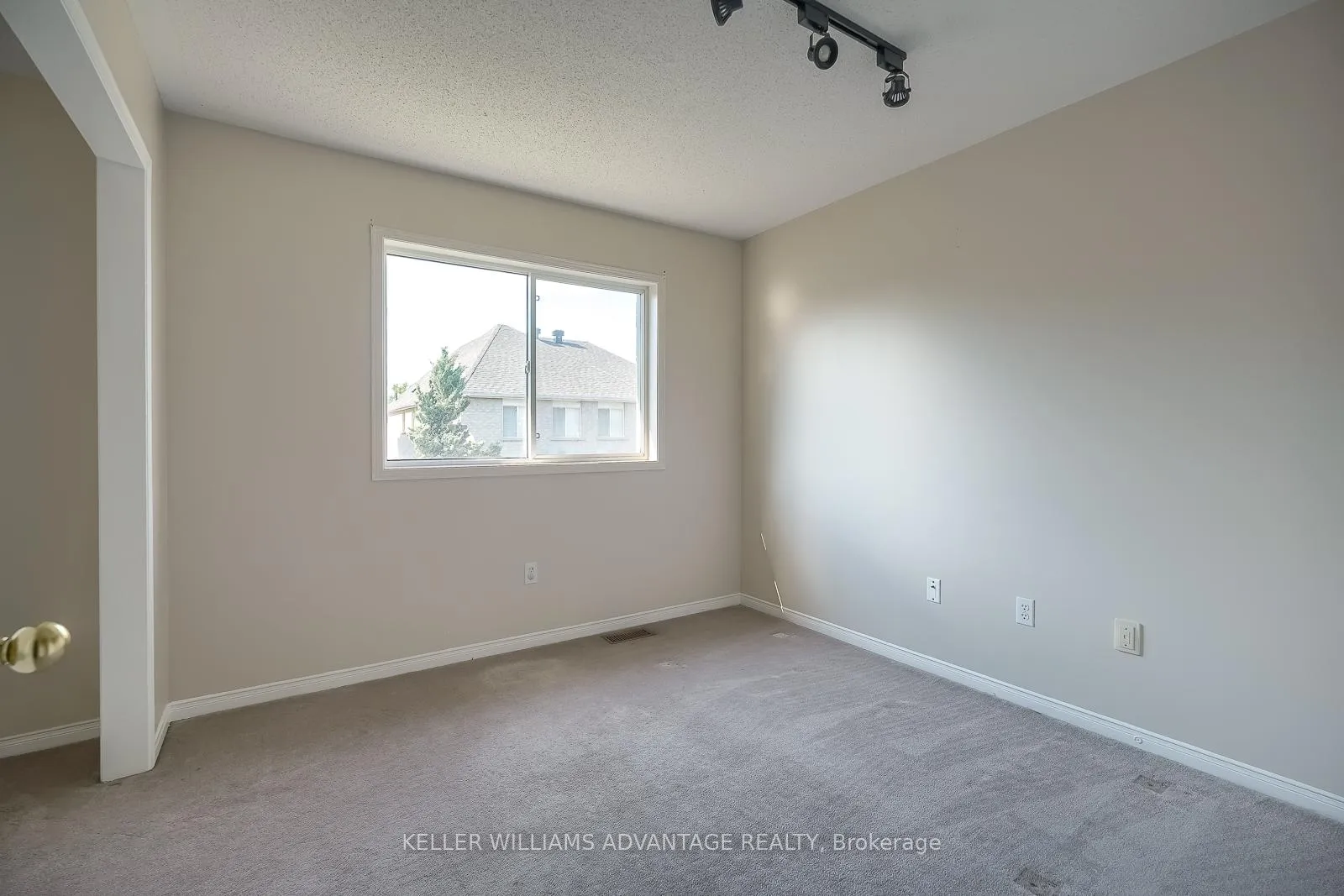 Photo 35 of 312 Castlemore Avenue, Markham, Berczy — HOMEH