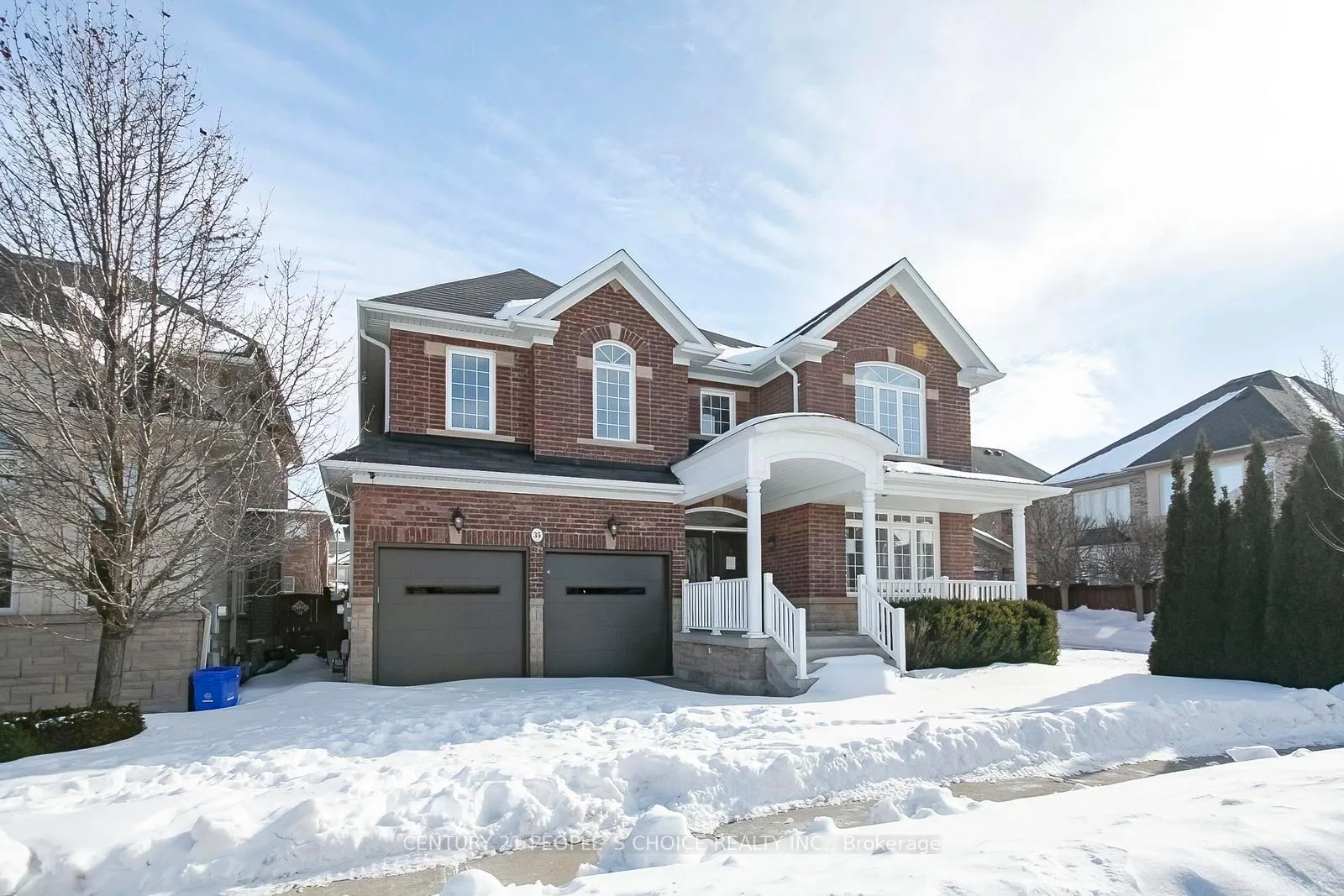 Photo 3 of 35 Morland Crescent, Aurora, Bayview Northeast — HOMEH