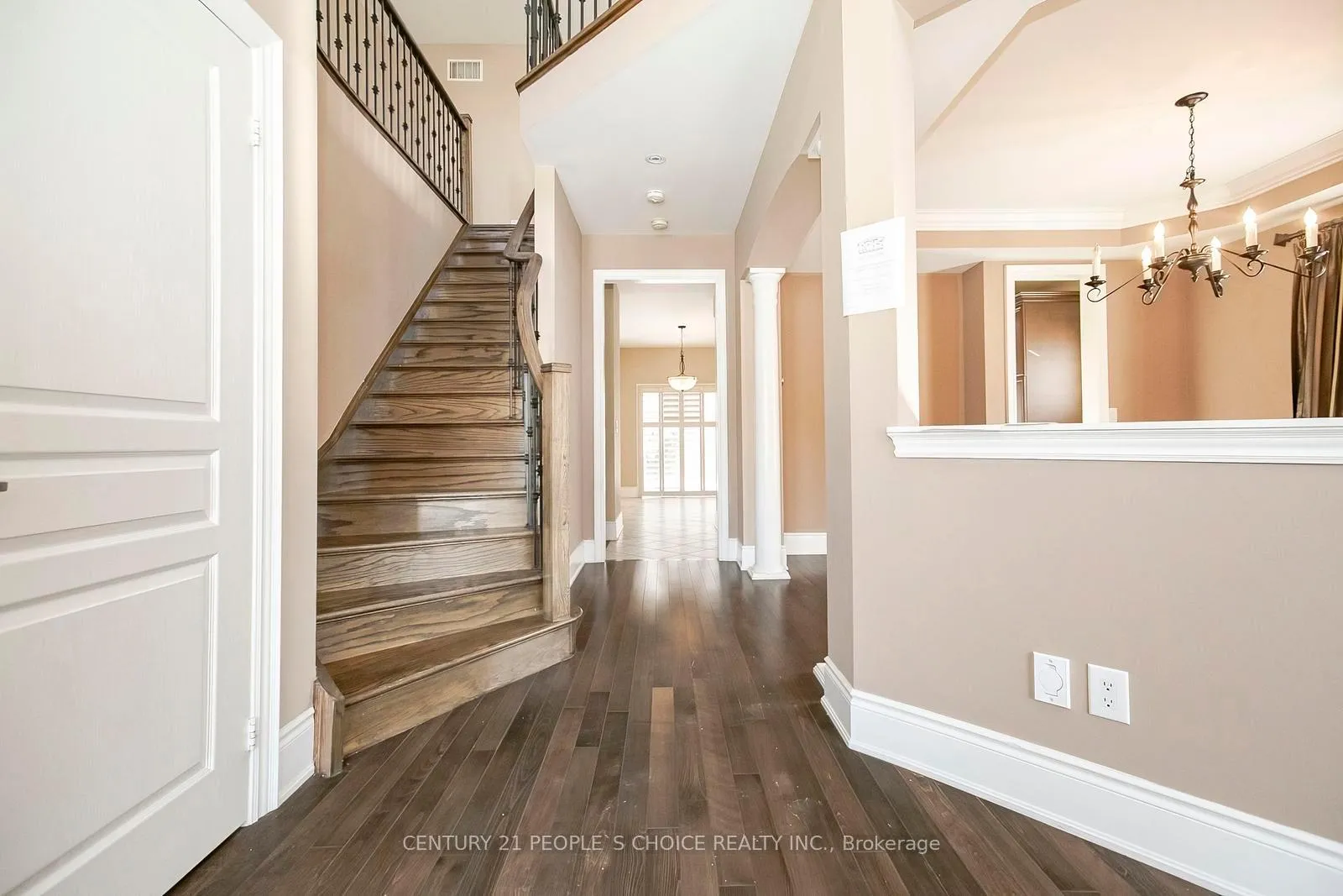 Photo 9 of 35 Morland Crescent, Aurora, Bayview Northeast — HOMEH