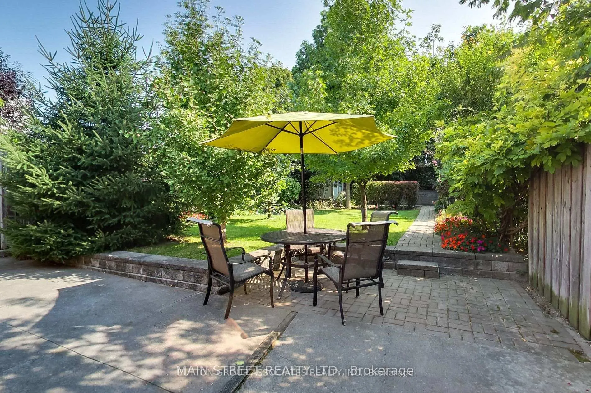 Photo 2 of 595 Northcliffe Boulevard, Toronto, Oakwood Village — HOMEH