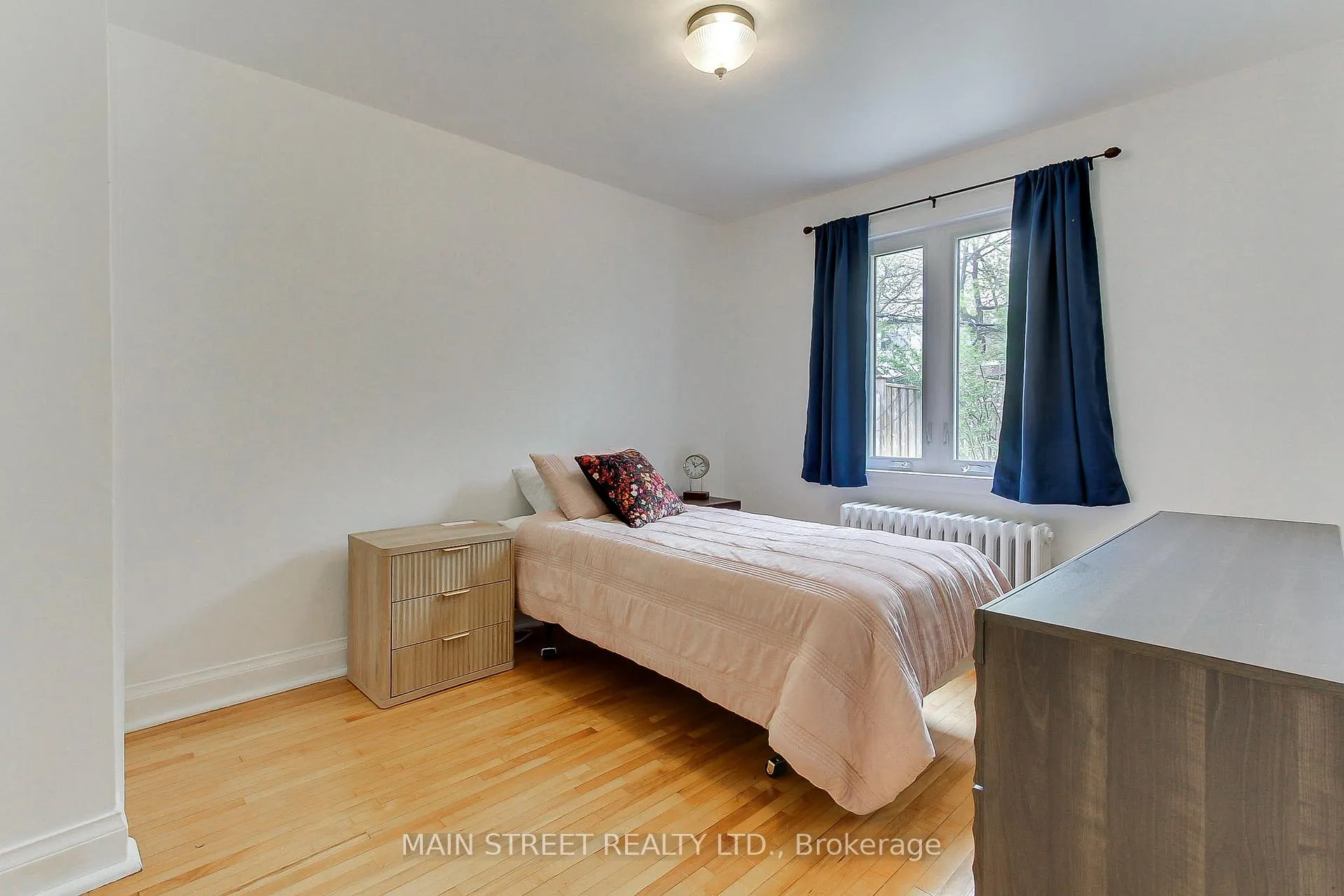 Photo 17 of 595 Northcliffe Boulevard, Toronto, Oakwood Village — HOMEH