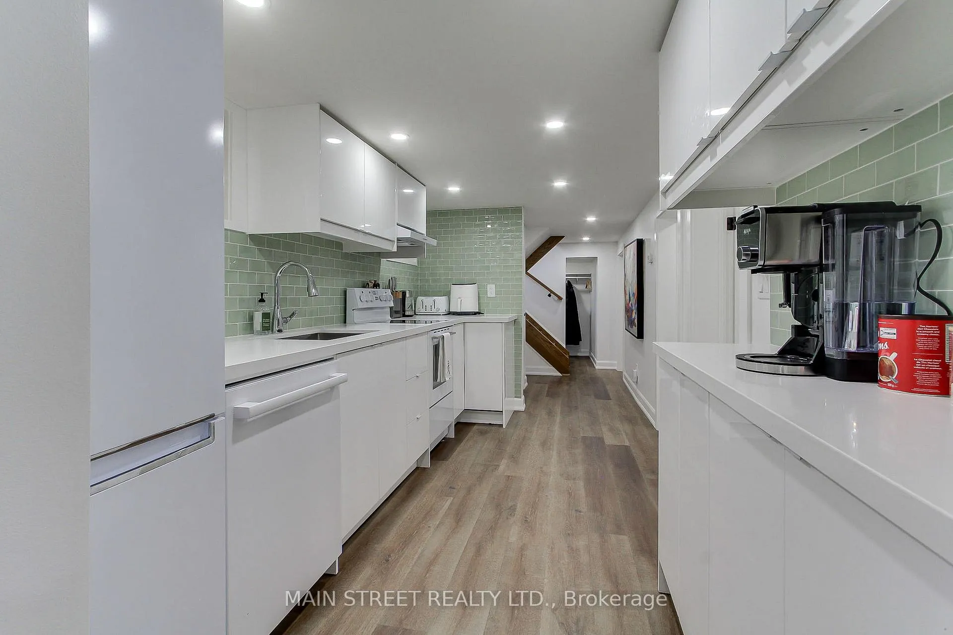 Photo 26 of 595 Northcliffe Boulevard, Toronto, Oakwood Village — HOMEH