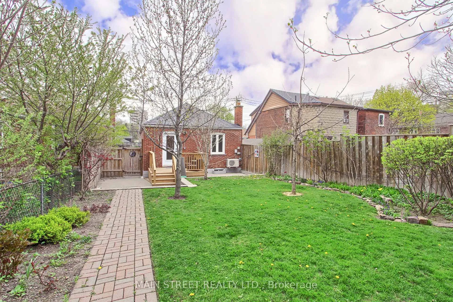 Photo 39 of 595 Northcliffe Boulevard, Toronto, Oakwood Village — HOMEH