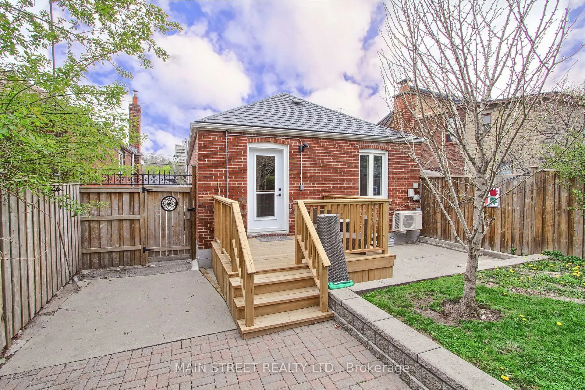 Photo 41 of 595 Northcliffe Boulevard, Toronto, Oakwood Village — HOMEH