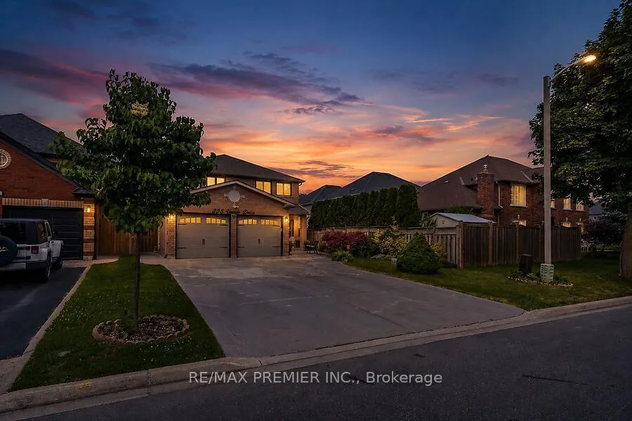 Photo 35 of 228 Veneto Drive, Vaughan, Vaughan Grove — HOMEH