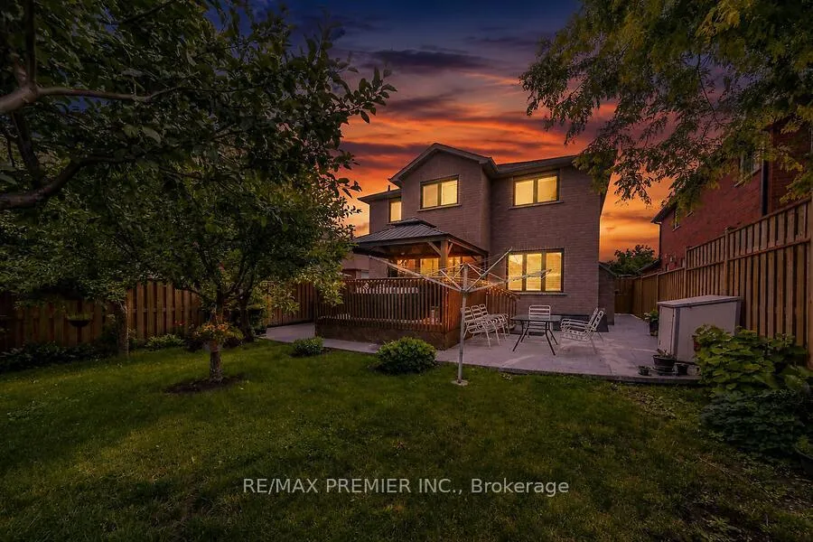 Photo 36 of 228 Veneto Drive, Vaughan, Vaughan Grove — HOMEH