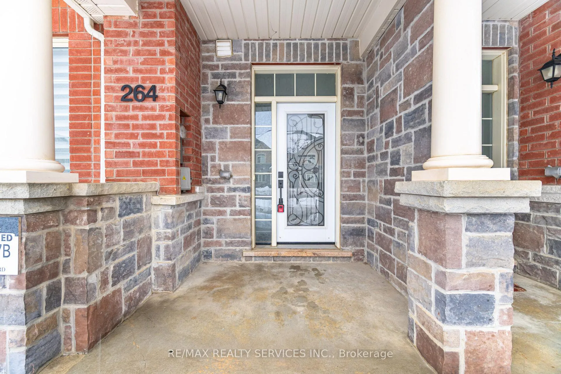 Photo 2 of 264 Inspire Boulevard, Brampton, Sandringham-Wellington North — HOMEH