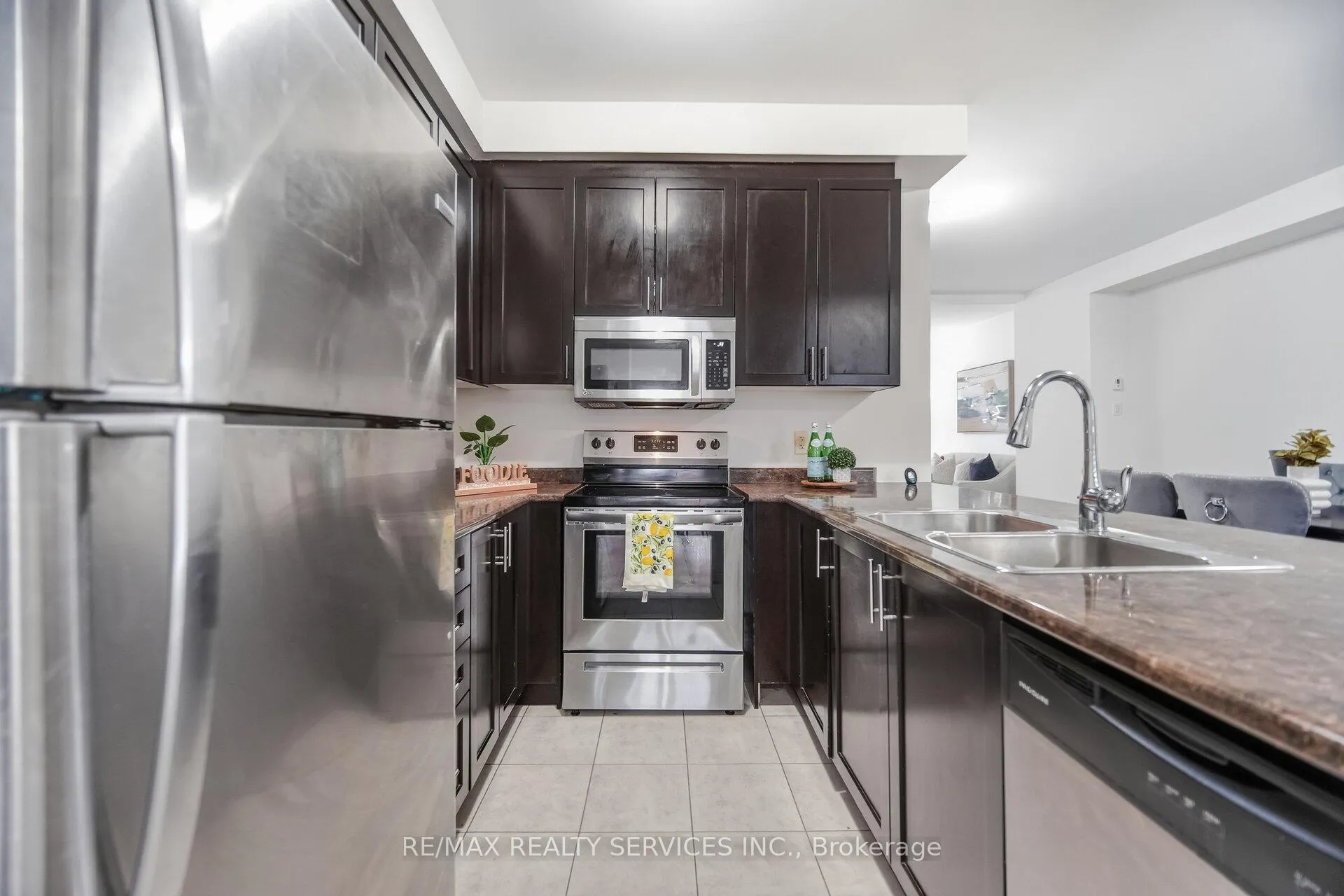 Photo 13 of 264 Inspire Boulevard, Brampton, Sandringham-Wellington North — HOMEH