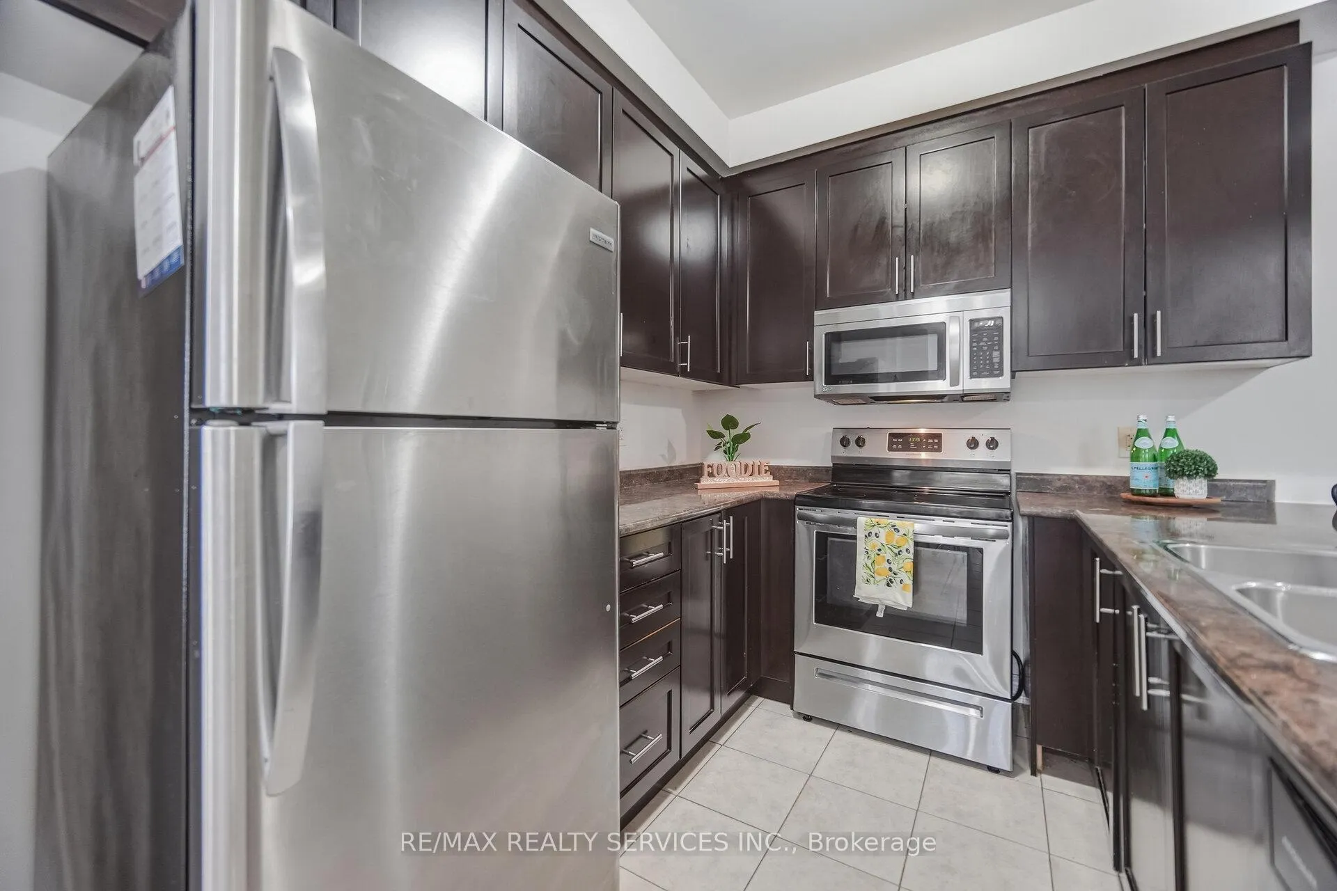 Photo 14 of 264 Inspire Boulevard, Brampton, Sandringham-Wellington North — HOMEH