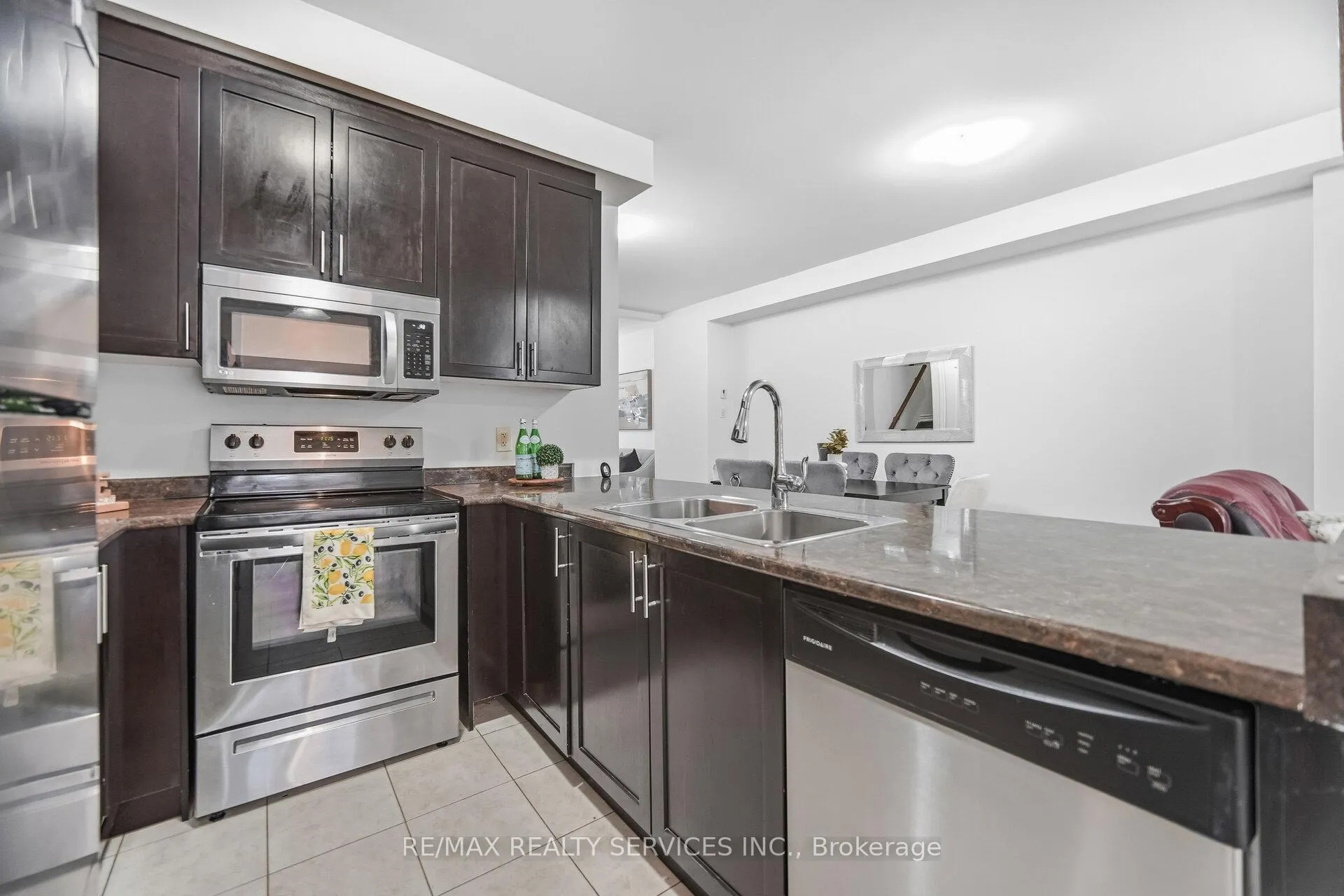 Photo 15 of 264 Inspire Boulevard, Brampton, Sandringham-Wellington North — HOMEH