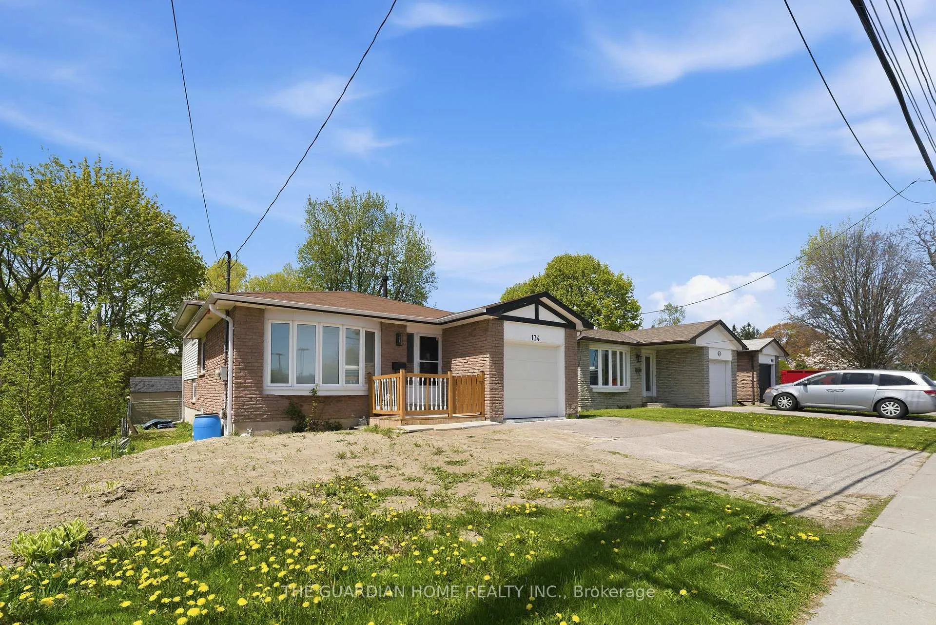 Photo 2 of 174 Harmony Road S, Oshawa, Donevan — HOMEH