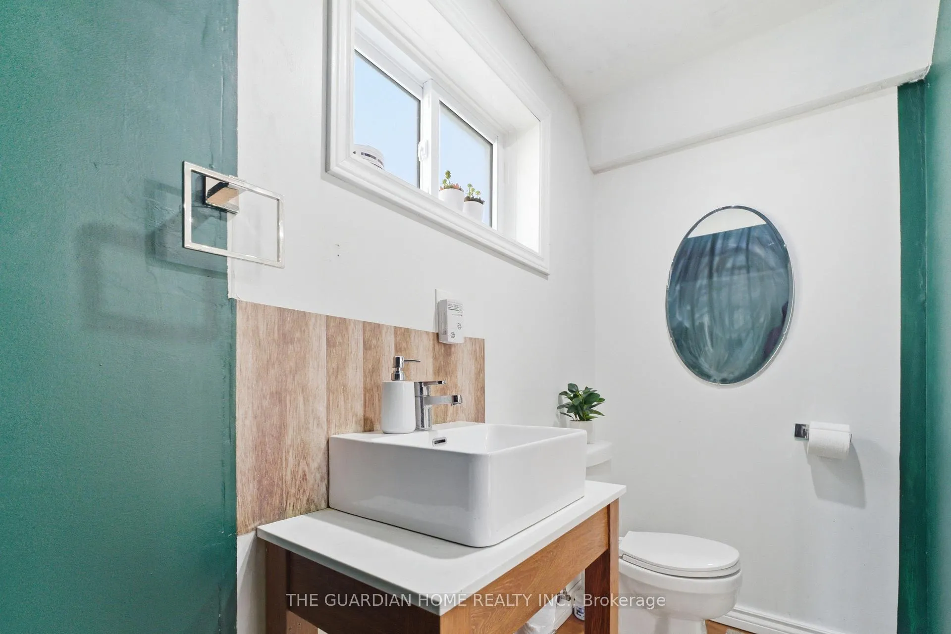 Photo 38 of 174 Harmony Road S, Oshawa, Donevan — HOMEH