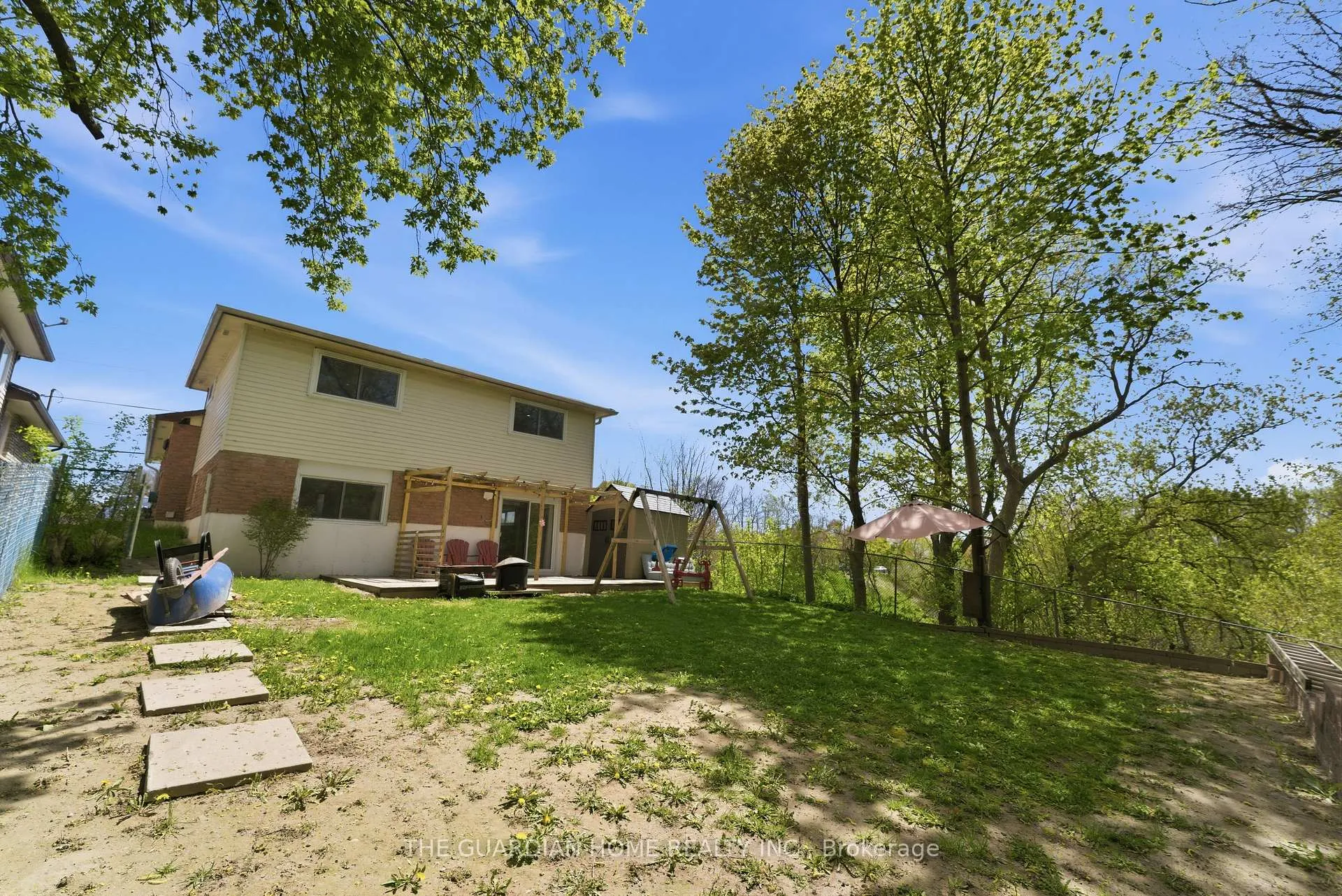 Photo 45 of 174 Harmony Road S, Oshawa, Donevan — HOMEH
