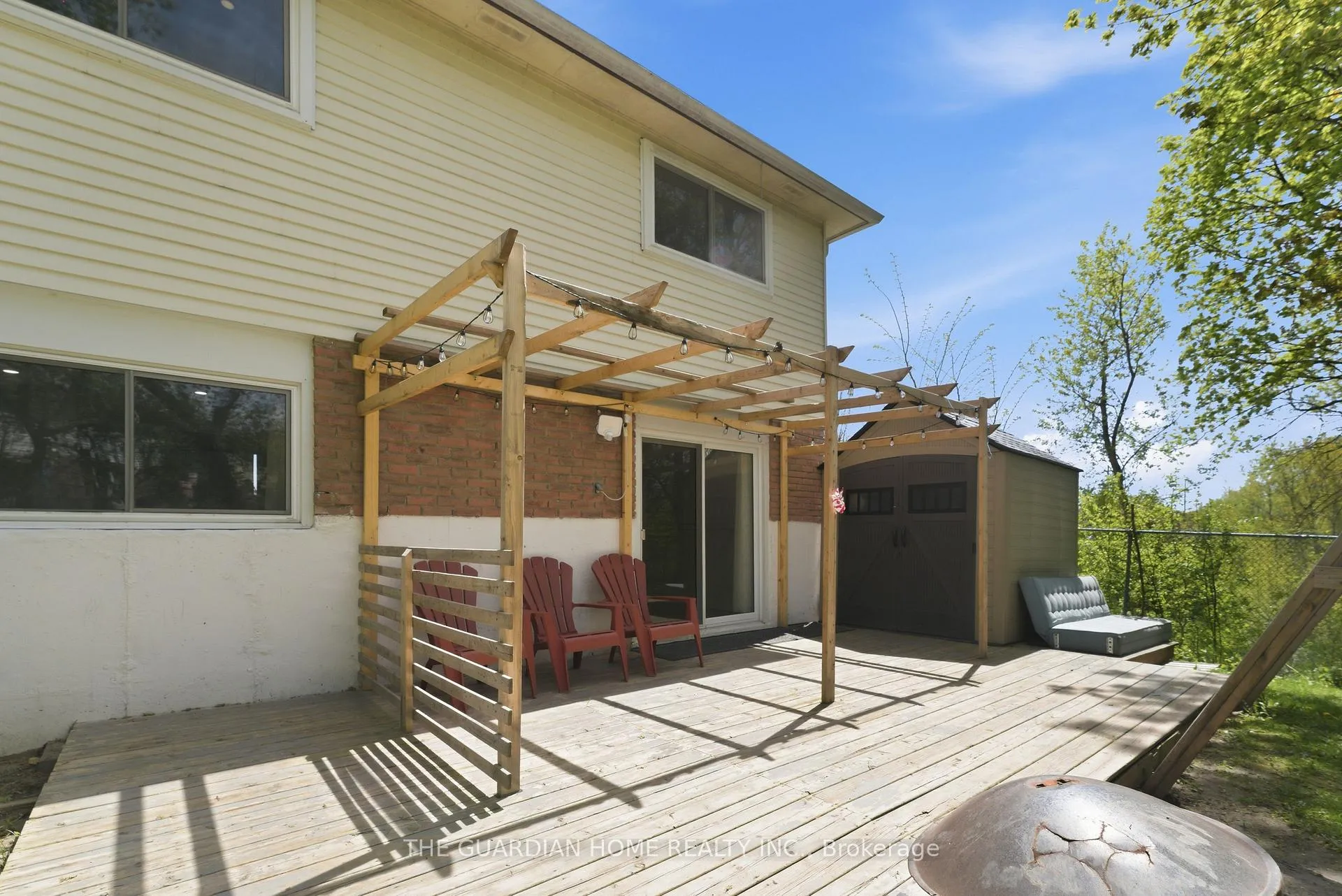 Photo 48 of 174 Harmony Road S, Oshawa, Donevan — HOMEH