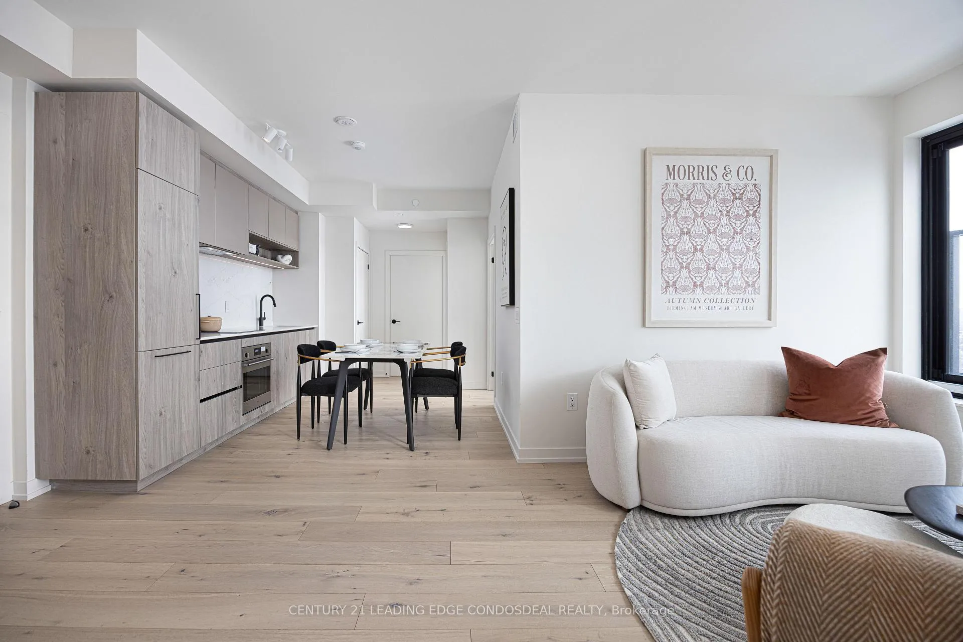 Photo 4 of Unit 1402, 181 Sterling Road, Toronto, Dufferin Grove — HOMEH