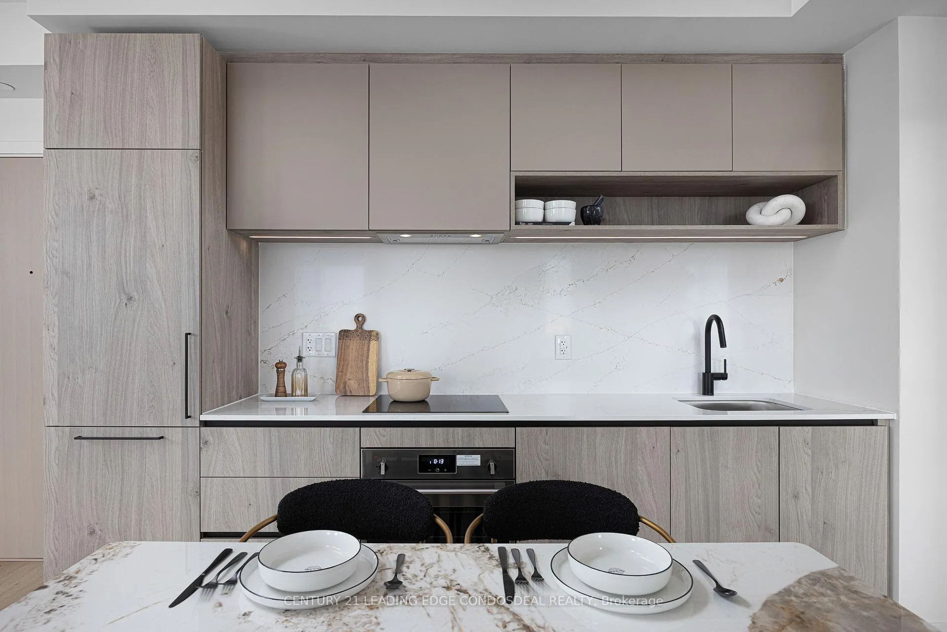Photo 9 of Unit 1402, 181 Sterling Road, Toronto, Dufferin Grove — HOMEH