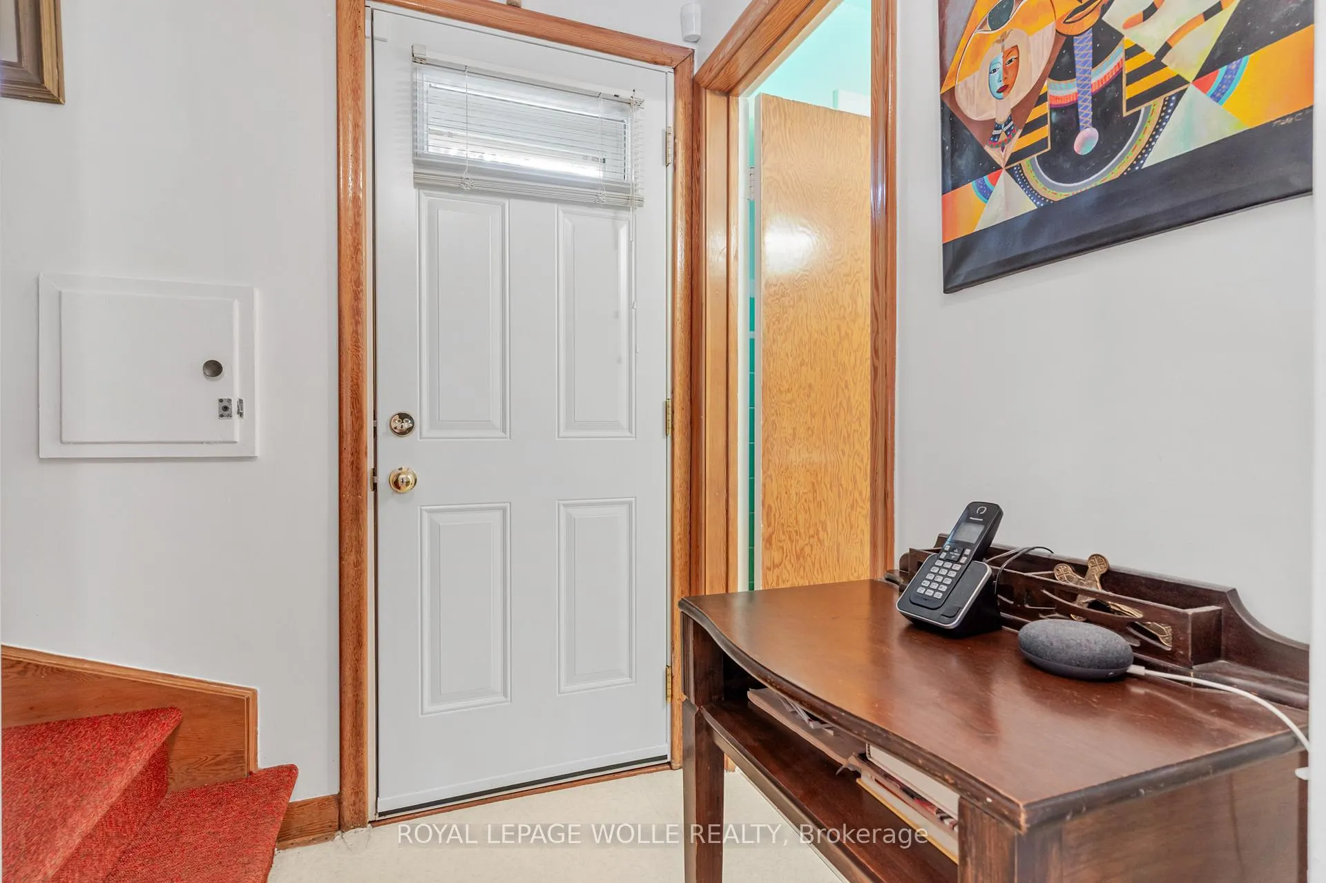 Photo 17 of 34 6 Avenue, Kitchener — HOMEH