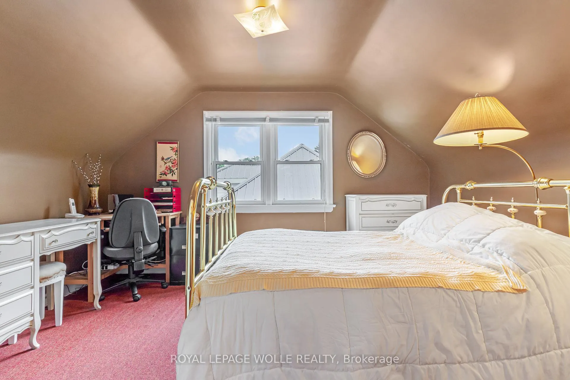 Photo 23 of 34 6 Avenue, Kitchener — HOMEH