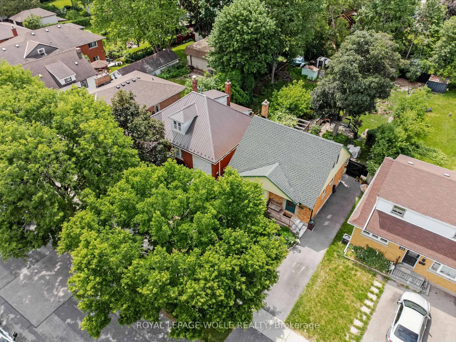 Photo 46 of 34 6 Avenue, Kitchener — HOMEH