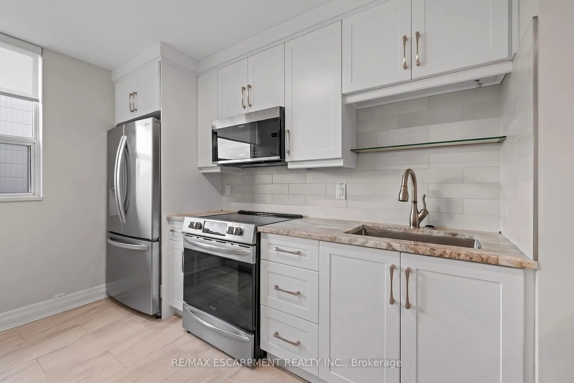 Photo 8 of Unit 414, 700 Dynes Road, Burlington, Roseland — HOMEH