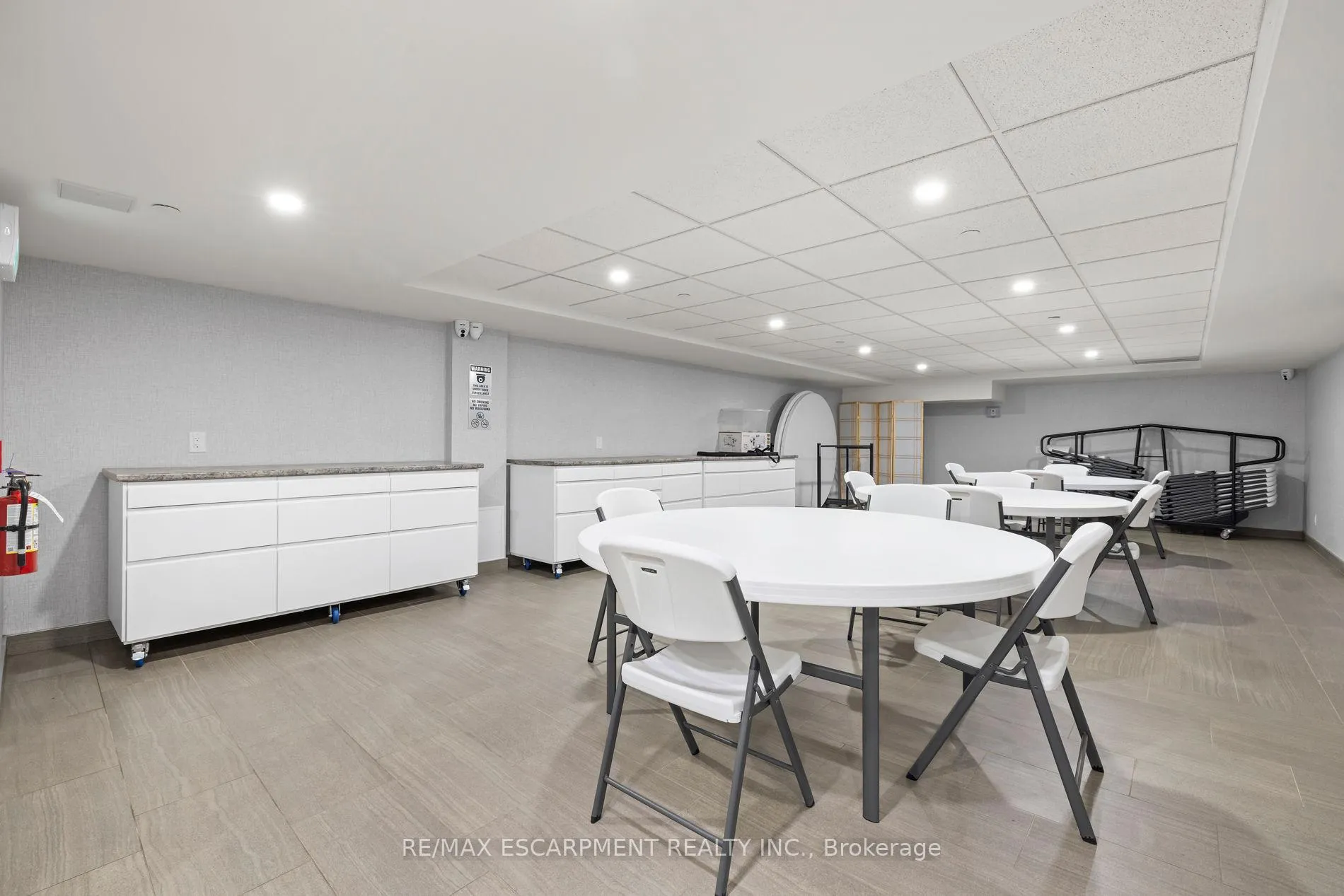Photo 26 of Unit 414, 700 Dynes Road, Burlington, Roseland — HOMEH