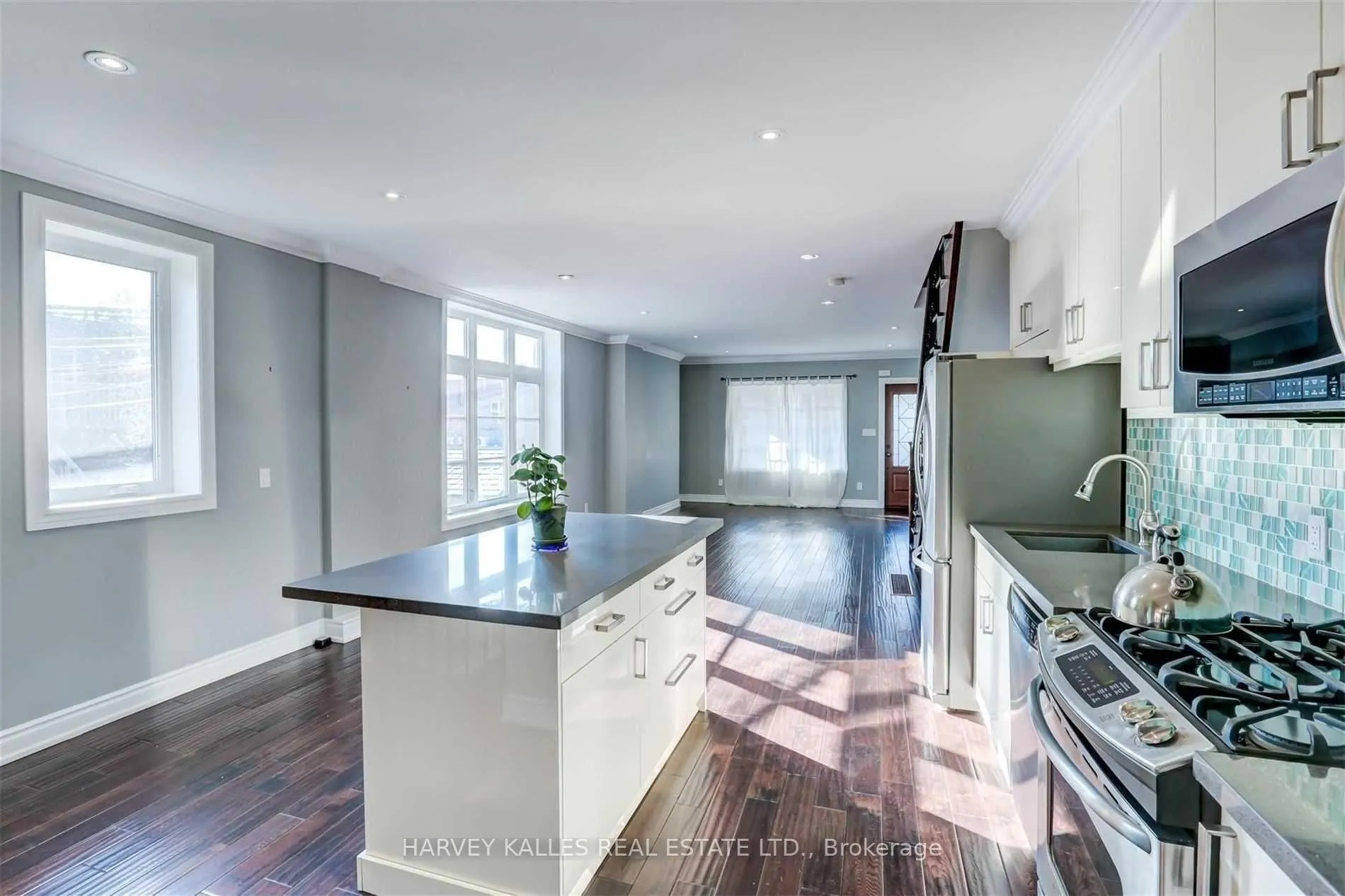 Photo 10 of 58 Sandford Avenue, Toronto, South Riverdale — HOMEH