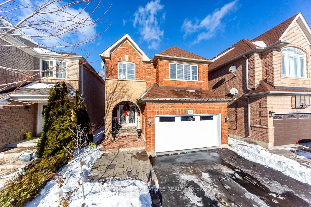 Photo 3 of 40 Tuscana Boulevard, Vaughan, Patterson — HOMEH