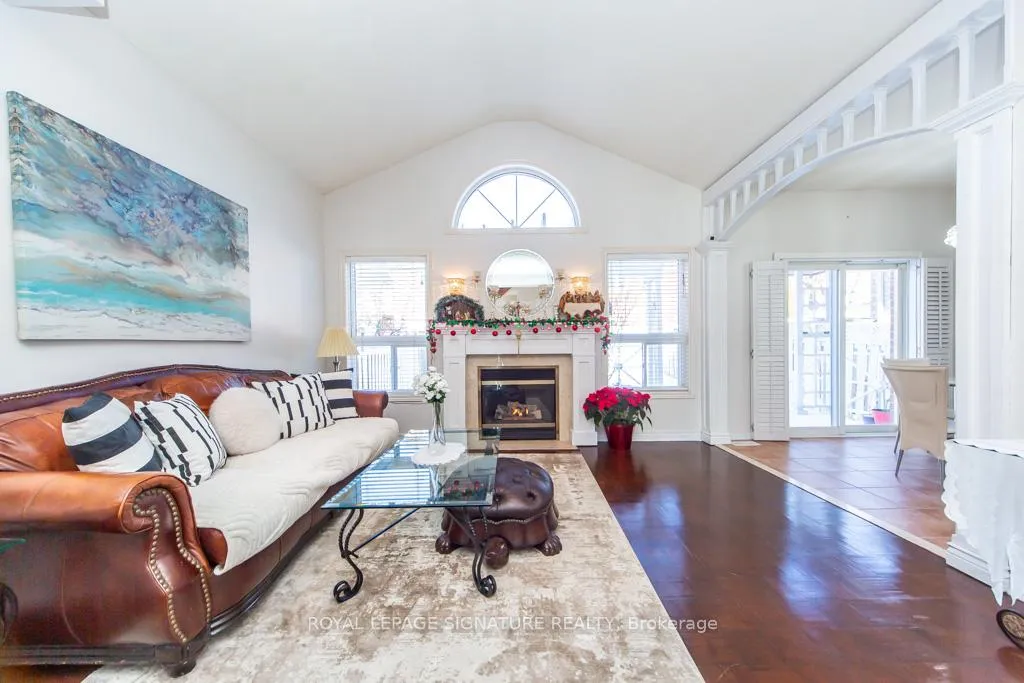Photo 8 of 40 Tuscana Boulevard, Vaughan, Patterson — HOMEH