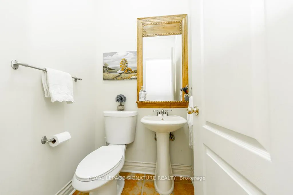 Photo 20 of 40 Tuscana Boulevard, Vaughan, Patterson — HOMEH