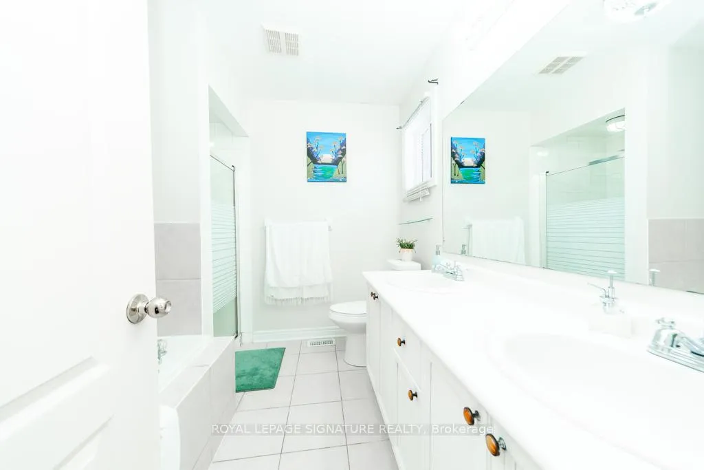 Photo 27 of 40 Tuscana Boulevard, Vaughan, Patterson — HOMEH