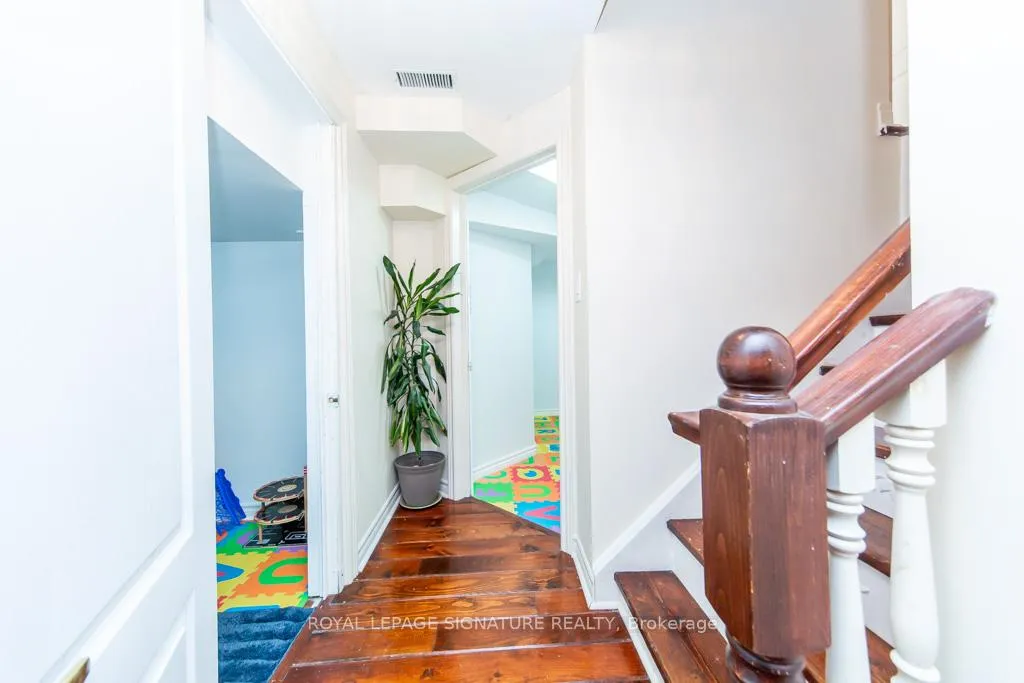 Photo 43 of 40 Tuscana Boulevard, Vaughan, Patterson — HOMEH