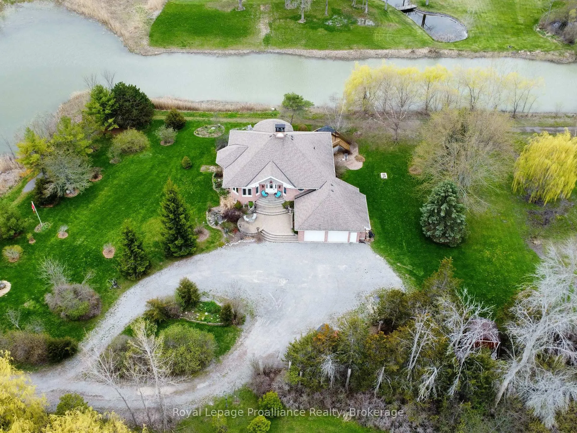 Photo 2 of 1049 County Road 23, Prince Edward County, Ameliasburg Ward — HOMEH