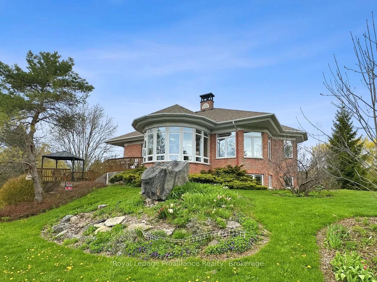 Photo 3 of 1049 County Road 23, Prince Edward County, Ameliasburg Ward — HOMEH